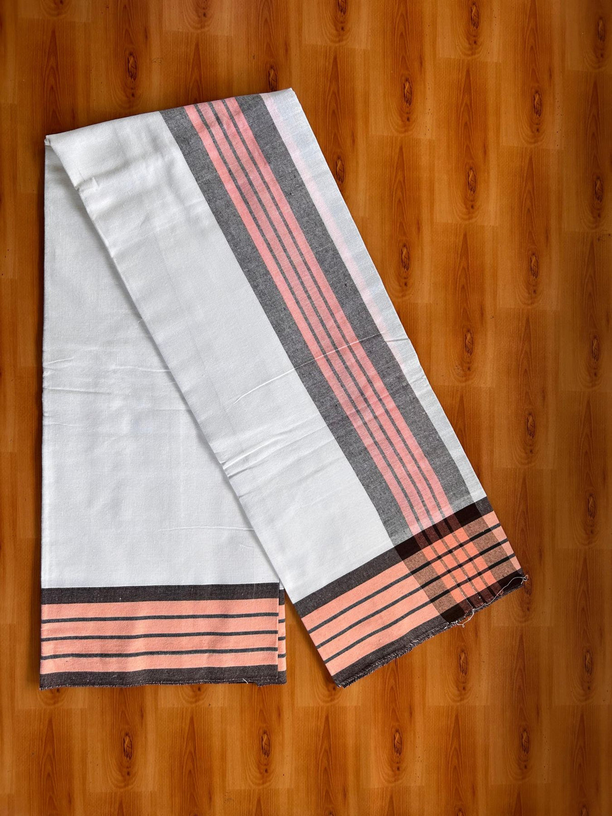 Kaitharikada Mixed cotton - Soft & Thick material - 2/40s thread - Single Lungi / Kaily & Neriyath set - 4 inch Peach & Brown kara With White Colour Body (2 meter / 4 muzham) - 1 KK8092 SAT