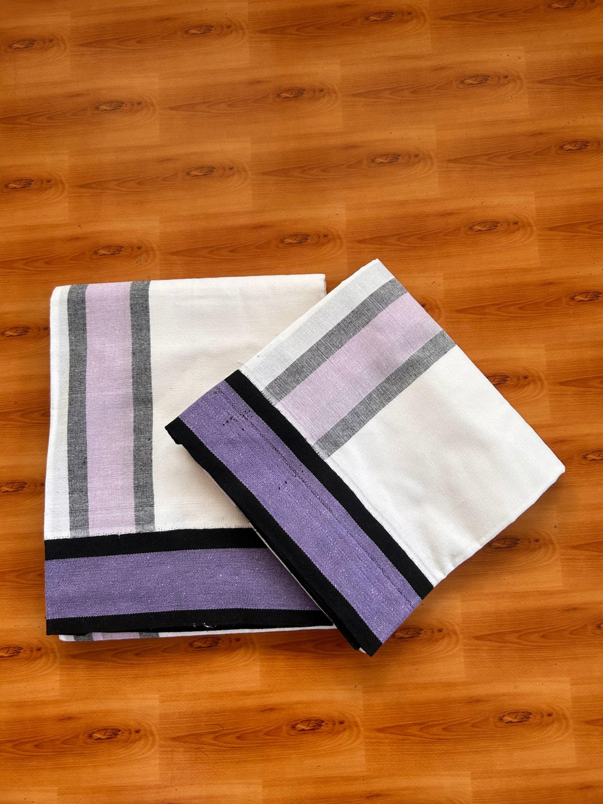 Kaitharikada Mixed cotton - Soft & Thick material - 2/40s thread - Single Lungi / Kaily & Neriyath set - 3 inch Black & Lavender striped kara With White Colour Body (2 meter / 4 muzham) - 4 KK8092 SAT