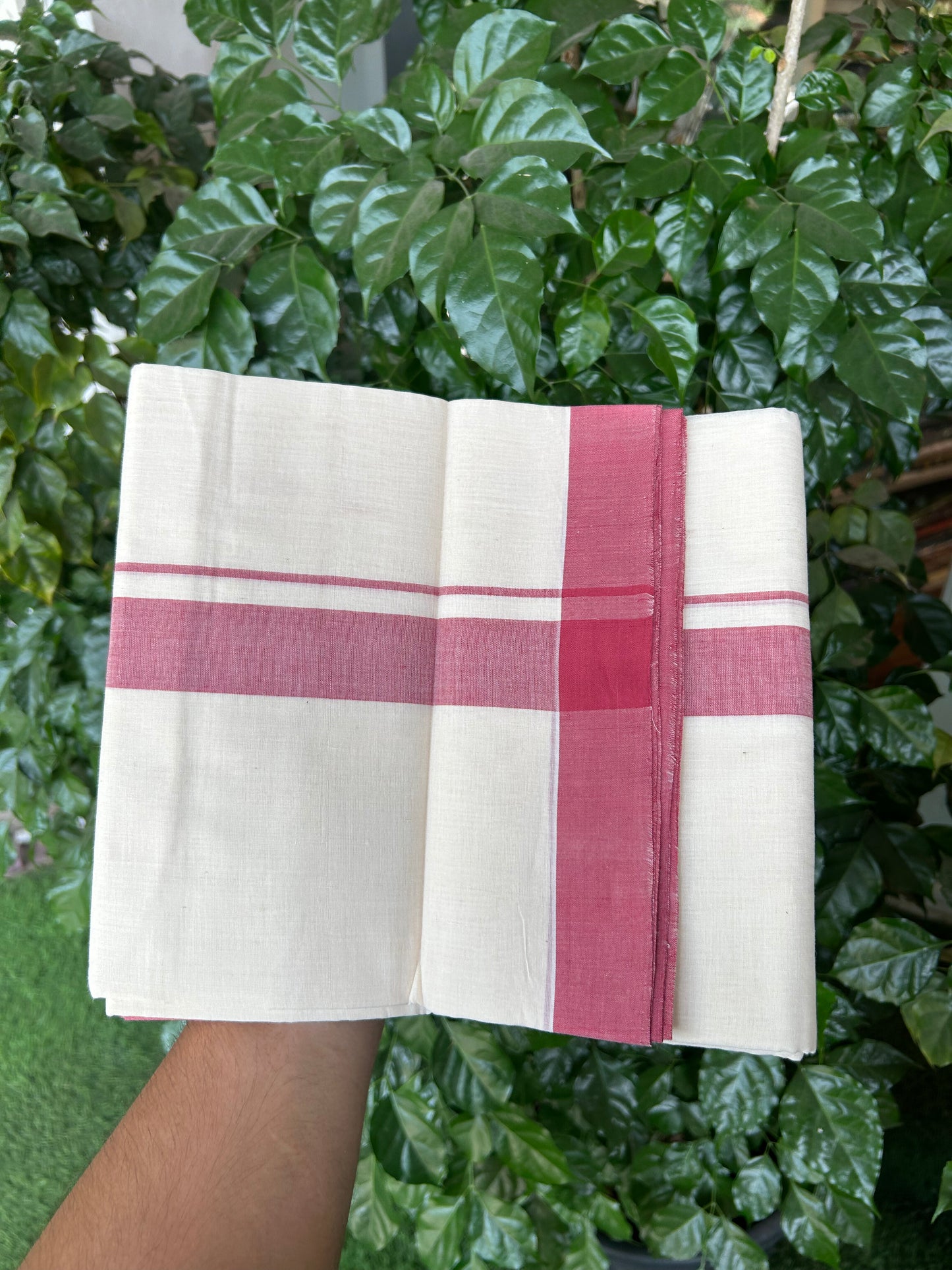 25% Discount KaithariKada Handloom Unakkupaav - Kerala Handloom - 100% Pure Cotton off white (Unbleached) Double Mundu/Dhoti - (80s) - 1.25 inch Dark Rose Shaded Kara 4 mtr (8.5 muzham) - 5 KK5368 ELA
