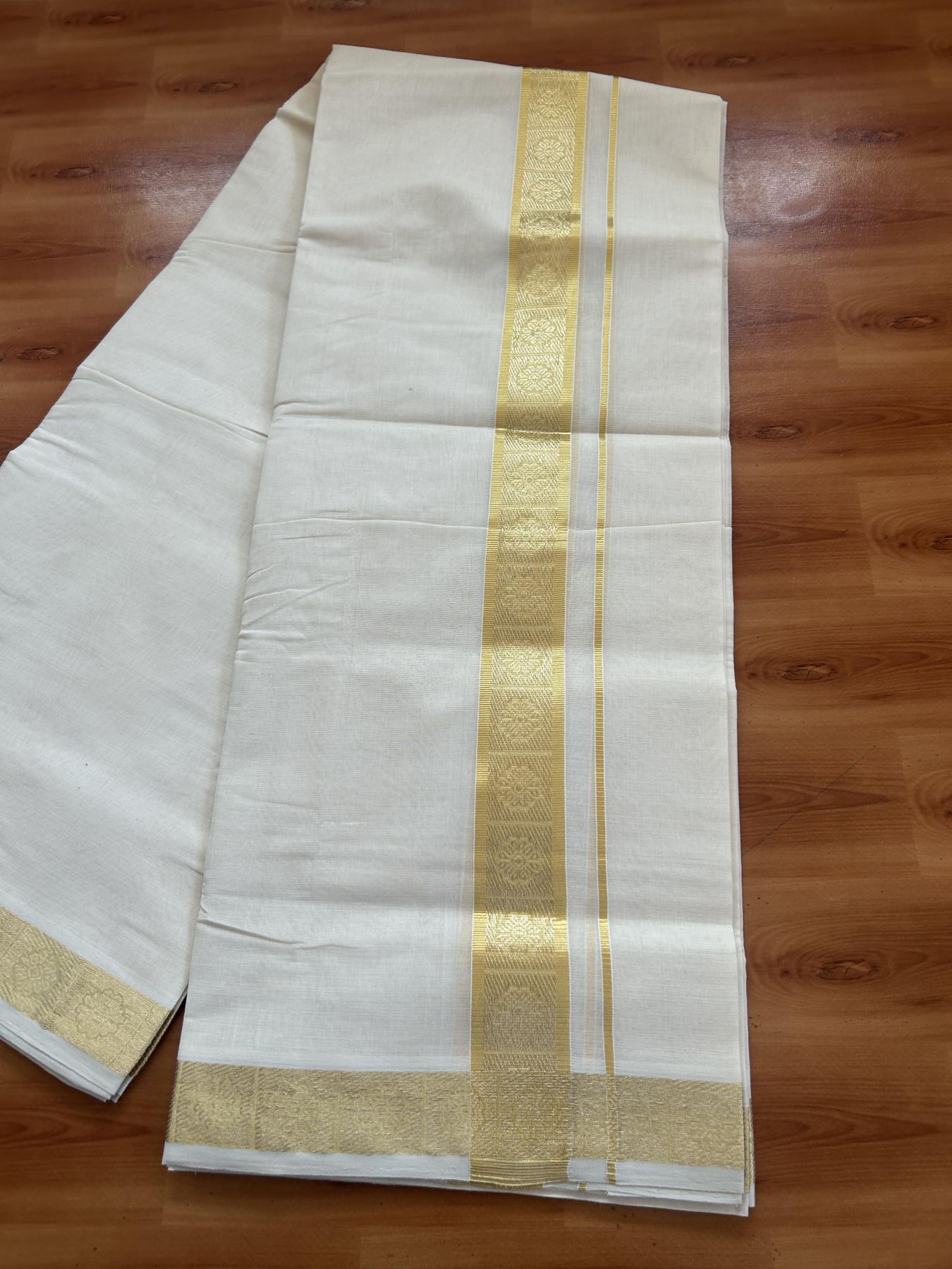 25% Discount ! KaithariKada Handloom Unakkupaav Kerala Handloom - 100% Pure Cotton Off White (Unbleached) Double Mundu/Dhoti - 100x80 - 1.75 Inch Gold kasav Jacquard Design Kara 4 mtr (8.5 muzham) - 18 KK5384 ABH