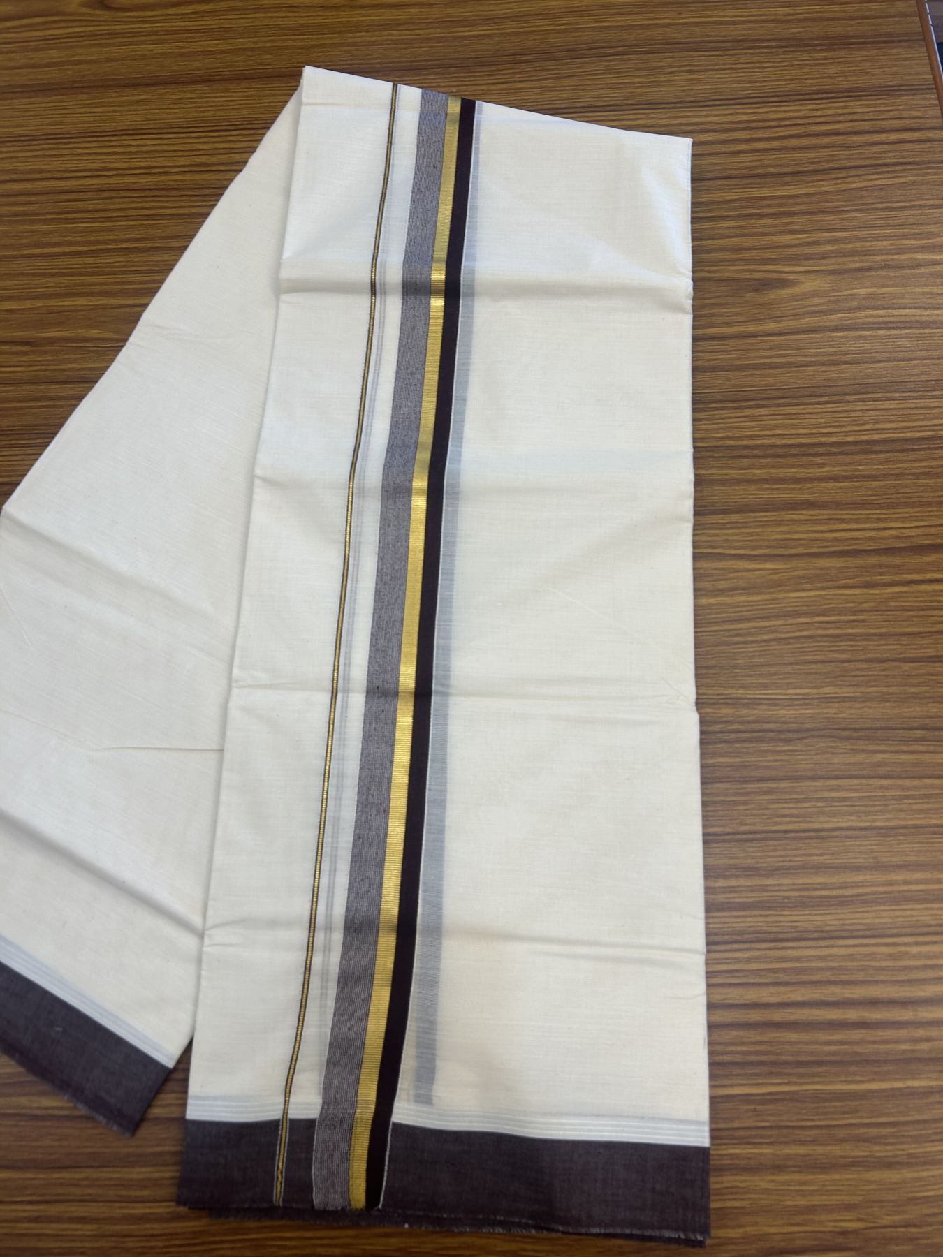 20% Discount! Kaitharikada Balaramapuram Double Off White Mundu/Dhoti - 80s - 1.25 Inch Gold Kasav & Brown Stripes Kara 4 mtr (8.5 muzham) - 3 KK5311 VAS
