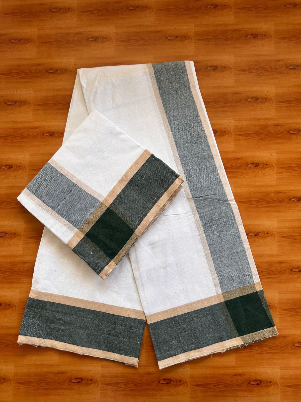 Kaitharikada Mixed cotton - Soft & Thick material - 2/40s thread - Single Lungi / Kaily & Neriyath set - 3.5 inch Dark Green & Sand Brown striped kara With White Colour Body (2 meter / 4 muzham) - 5 KK8092 SAT