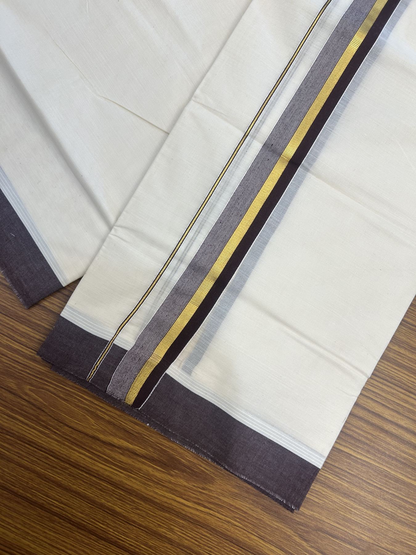 20% Discount! Kaitharikada Balaramapuram Double Off White Mundu/Dhoti - 80s - 1.25 Inch Gold Kasav & Brown Stripes Kara 4 mtr (8.5 muzham) - 3 KK5311 VAS
