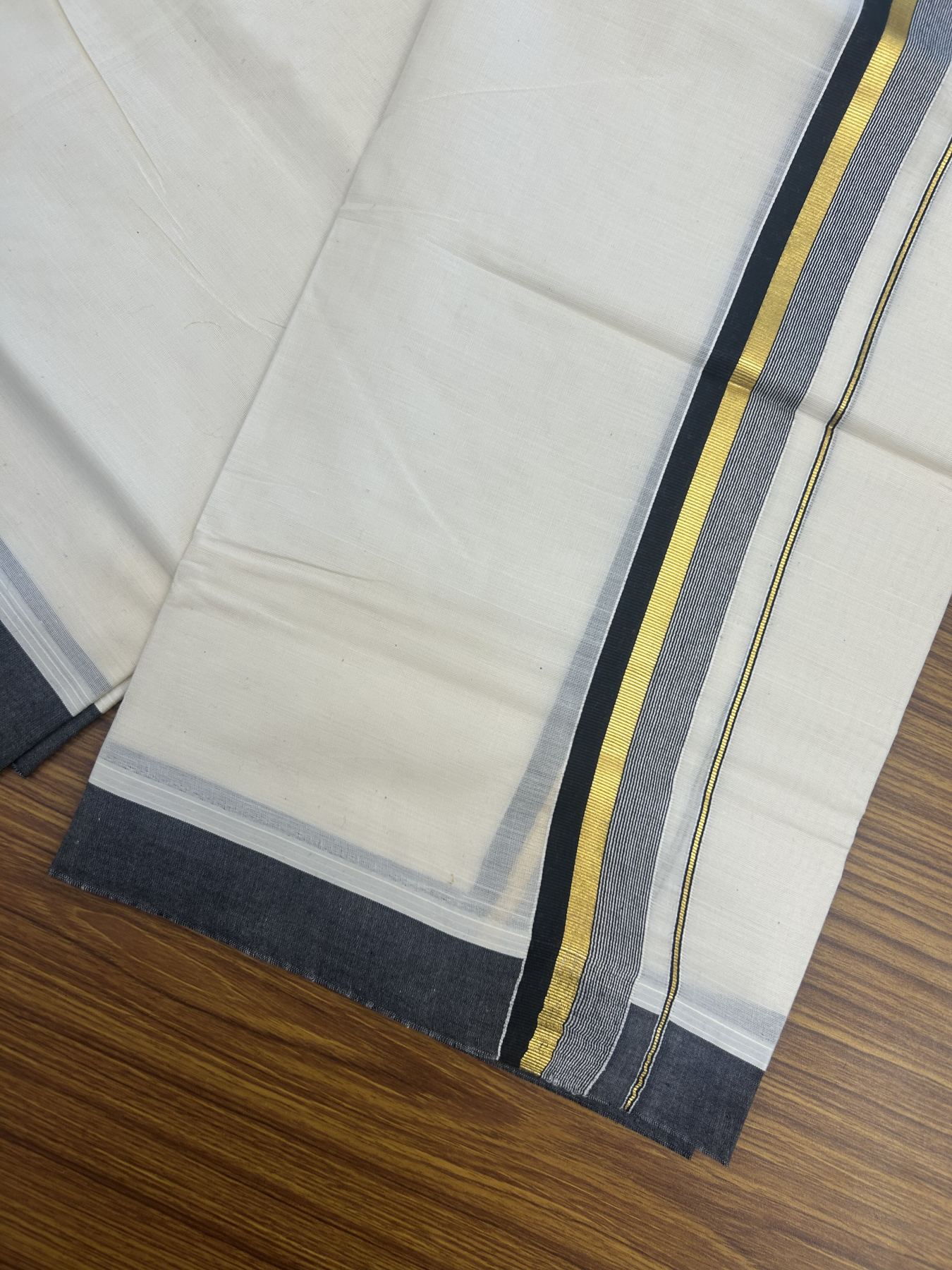 20% Discount! Kaitharikada Balaramapuram Double Off White Mundu/Dhoti - 80s - 1.25 Inch Gold Kasav & Black Stripes Kara 4 mtr (8.5 muzham) - 5 KK5311 VAS