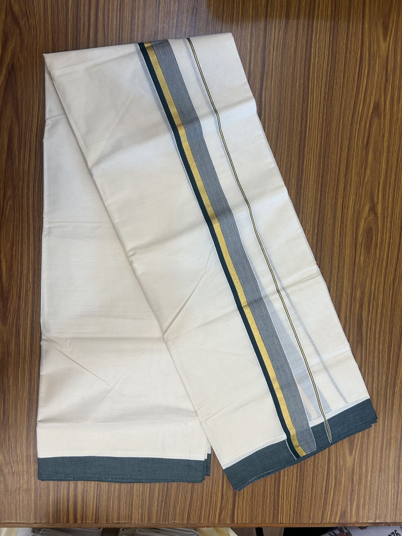 20% Discount! Kaitharikada Balaramapuram Double Off  White Mundu/Dhoti - 80s - 1.25 Inch Gold Kasav & Dark Green Stripes Kara 4 mtr (8.5 muzham) - 7 KK5311 VAS