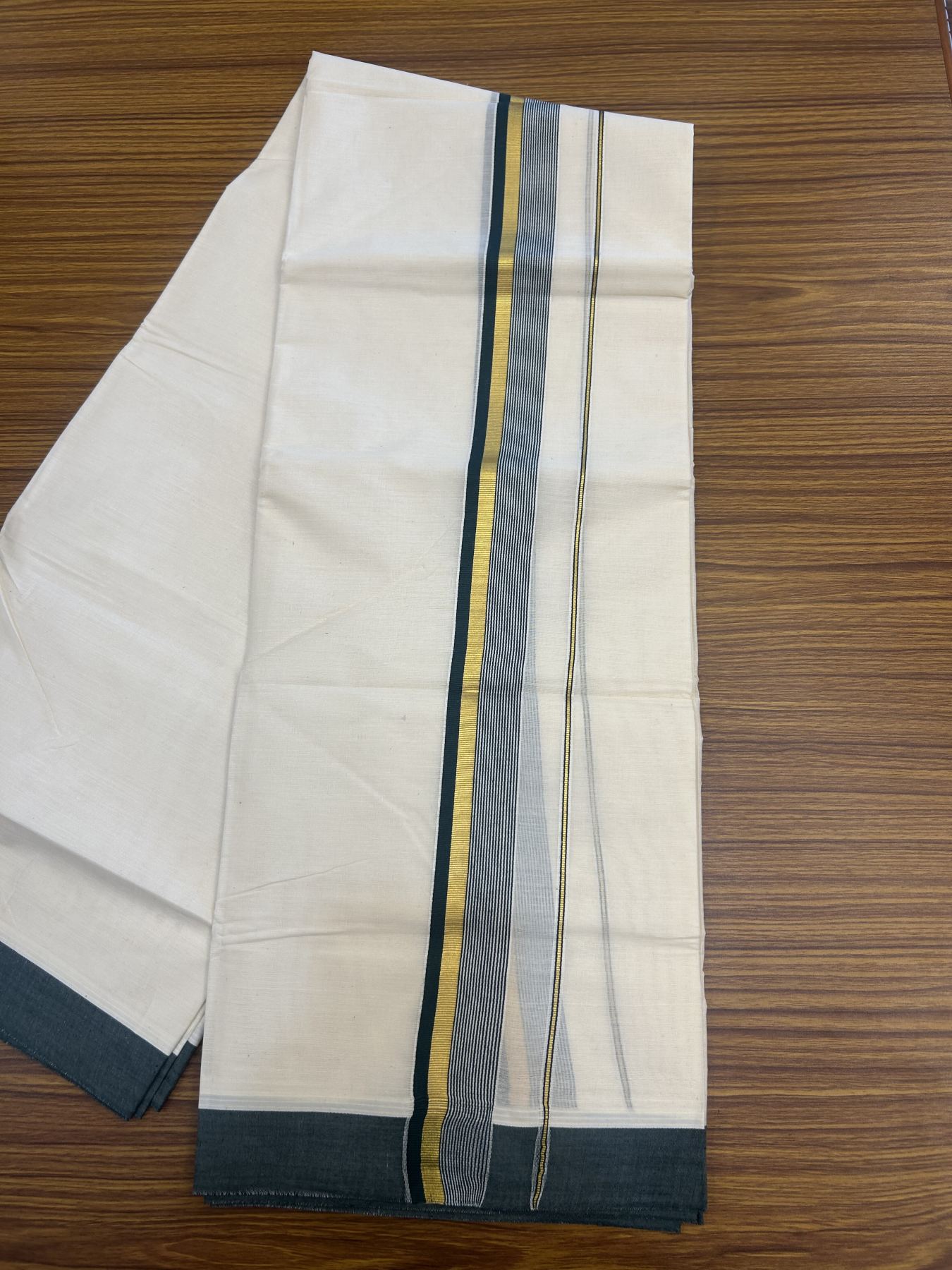 20% Discount! Kaitharikada Balaramapuram Double Off  White Mundu/Dhoti - 80s - 1.25 Inch Gold Kasav & Dark Green Stripes Kara 4 mtr (8.5 muzham) - 7 KK5311 VAS