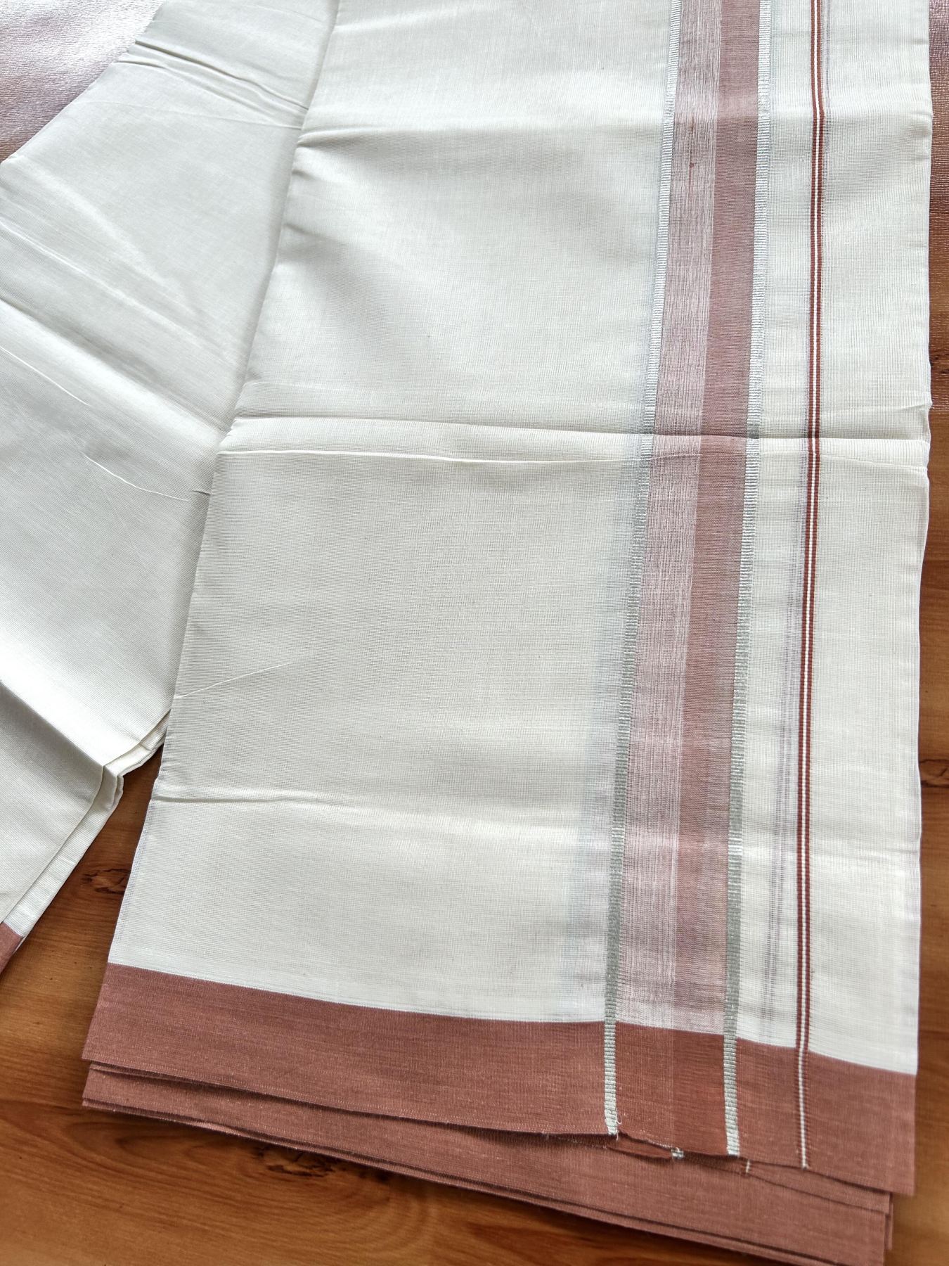 Double Off White (Unbleached) Mundu/Dhoti - 20% Discount! Kaitharikada Pure Cotton - 60s - 1.5 Inch Silver Kasav & Brownish Peach Shaded Kara 4 mtr (8.5 muzham) - 50 KK5460 PMC