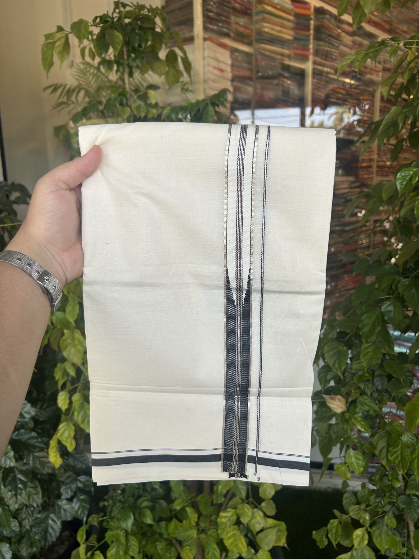 20% Discount!! KaithariKada Balaramapuram Pure Cotton Double Off White - (Unbleached) - Mundu/Dhoti - 100x80 - 1 inch Puliyilakkara Silver Kasav & Black Stripes One Side Chutty Kara 4 mtr (8.5 muzham) - 38 KK5311 VAS