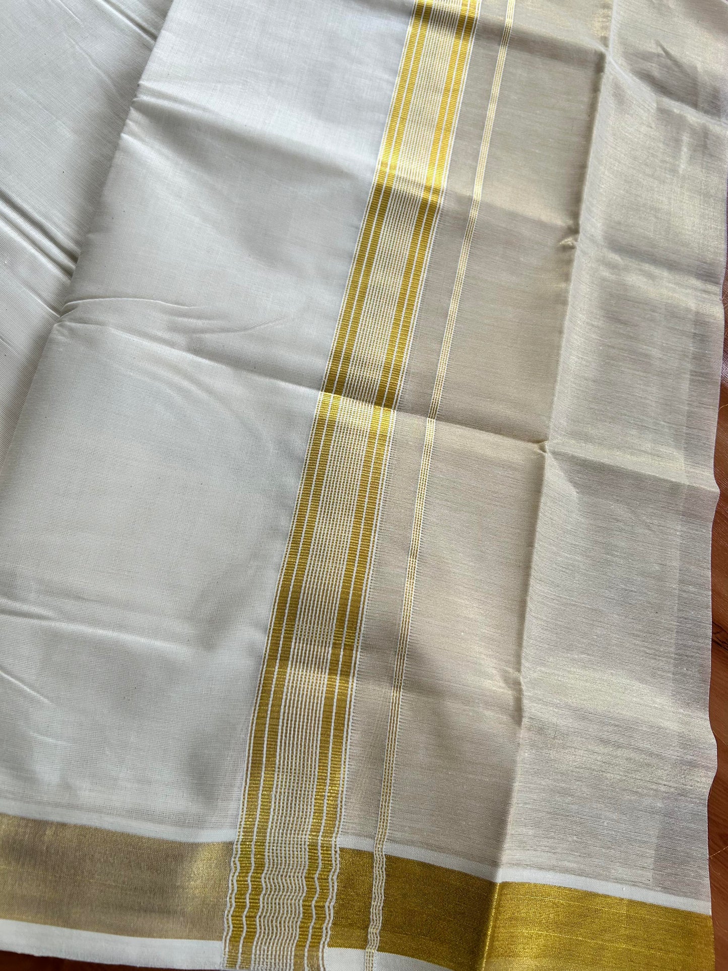 Double Off White Dhoti/Mund- 20% Discount! Kaitharikada Balaramapuram  Cotton - (60s) - 7.25 Inch Gold Kasav Tissue Striped Kara 4 mtr (8.5 muzham) - 3 KK5412 GAN