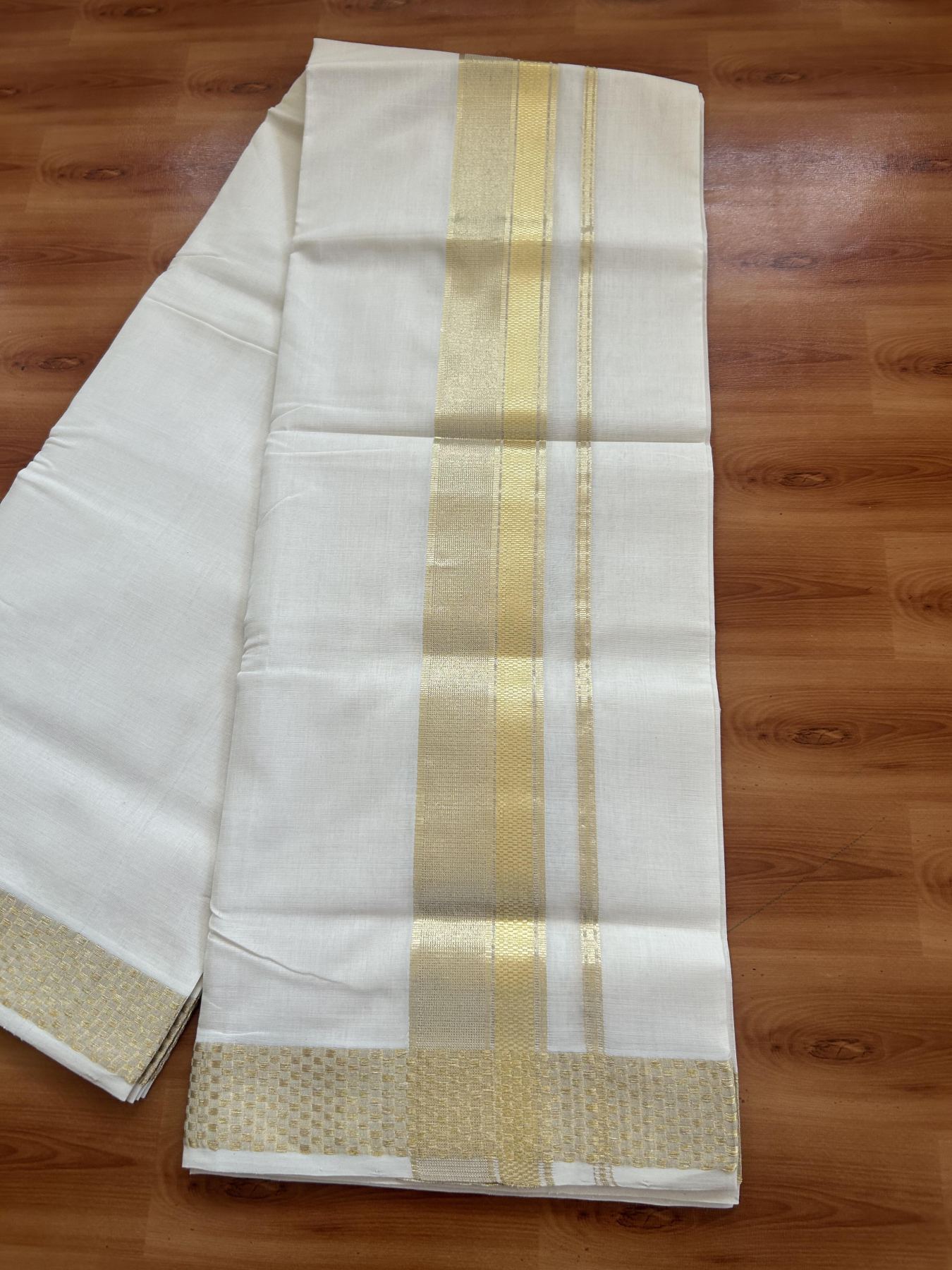 25% Discount ! KaithariKada Handloom Unakkupaav Kerala Handloom - 100% Pure Cotton Off White (Unbleached) Double Mundu/Dhoti - 100x80 - 2.5 Inch Light Gold Kasav Striped Design Kara 4 mtr (8.5 muzham) - 23 KK5384 ABH