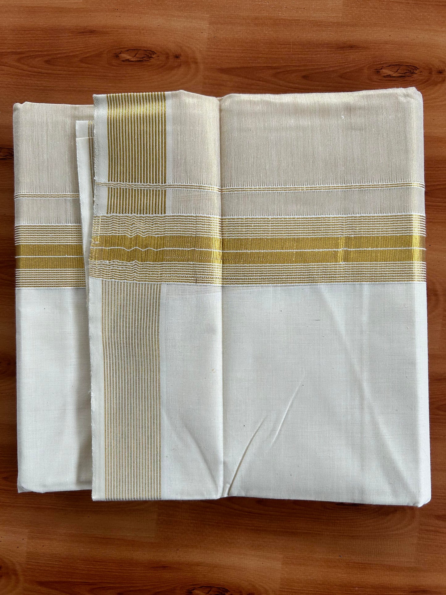 Double Off White Dhoti/Mund- 20% Discount! Kaitharikada Balaramapuram  Cotton - (60s) - 7.25 Inch Gold Kasav Tissue Striped Kara 4 mtr (8.5 muzham) - 4 KK5412 GAN