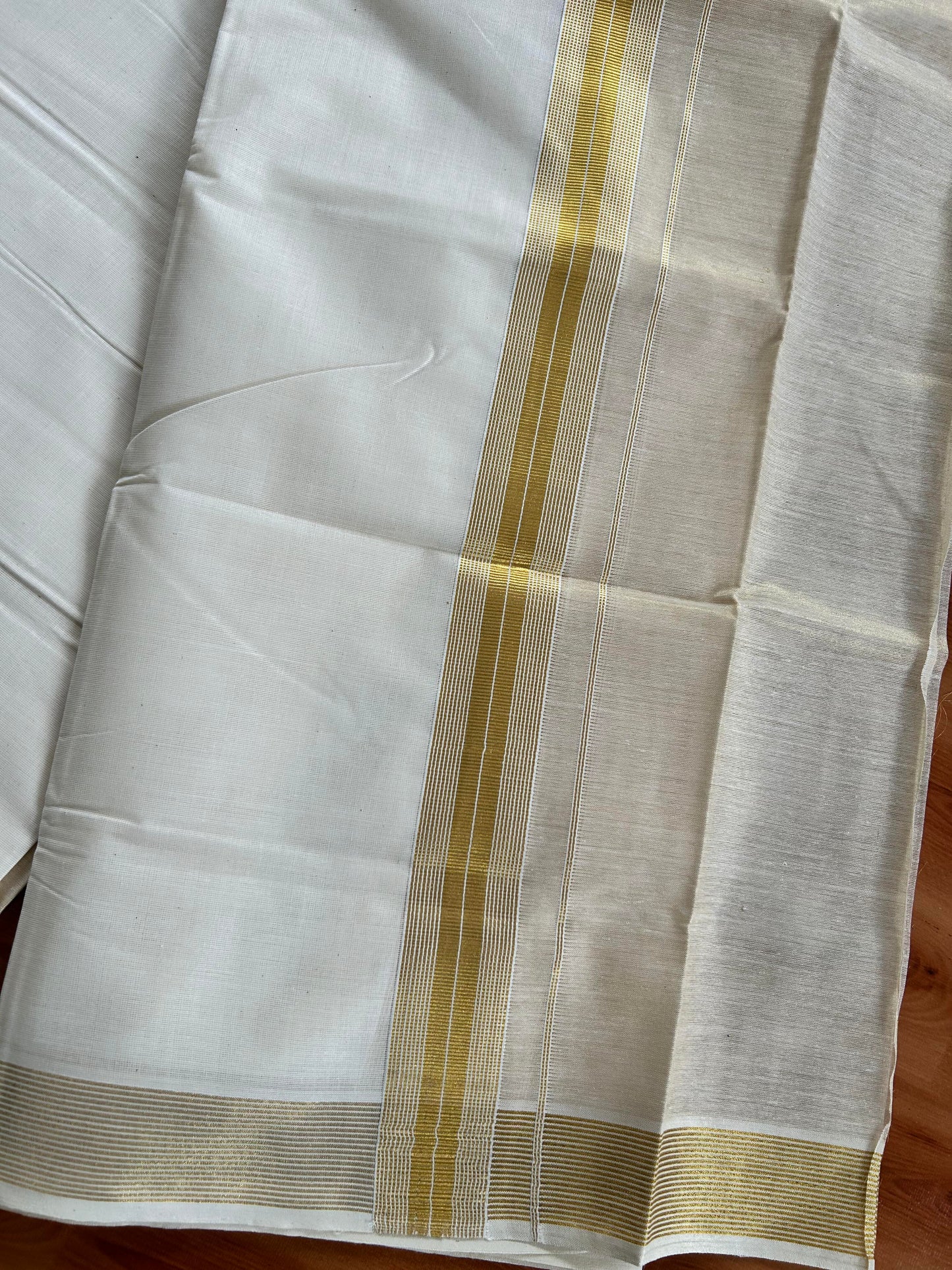 Double Off White Dhoti/Mund- 20% Discount! Kaitharikada Balaramapuram  Cotton - (60s) - 7.25 Inch Gold Kasav Tissue Striped Kara 4 mtr (8.5 muzham) - 4 KK5412 GAN