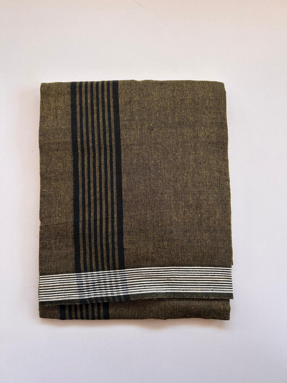 Kaitharikada - Single Kaily / Lungi - Mixed Cotton - (2/40s) twisted - 2.5 inch Black Striped kara with Mustard Yellow & Black Shaded colour body (2 meter / 4 muzham) - 27 KK8089 SAT