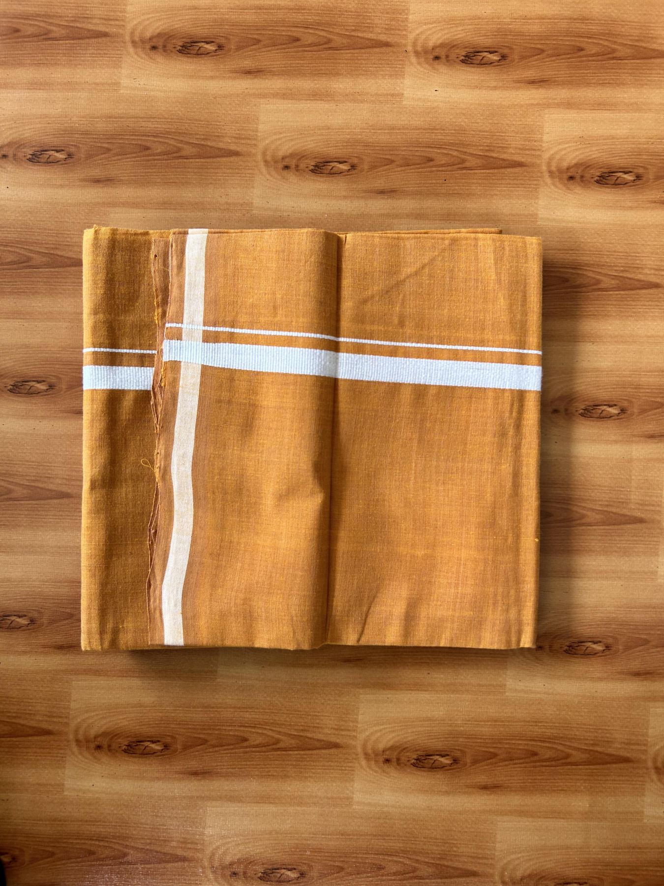 Kerala Handloom Single Kaily/Lungi - KaithariKada 100% Pure Cotton - 40s - 0.5 cm White Stripes Kara With Light Orange colour Body - (2 meter / 4 muzham) - 1 KK8065 ELA