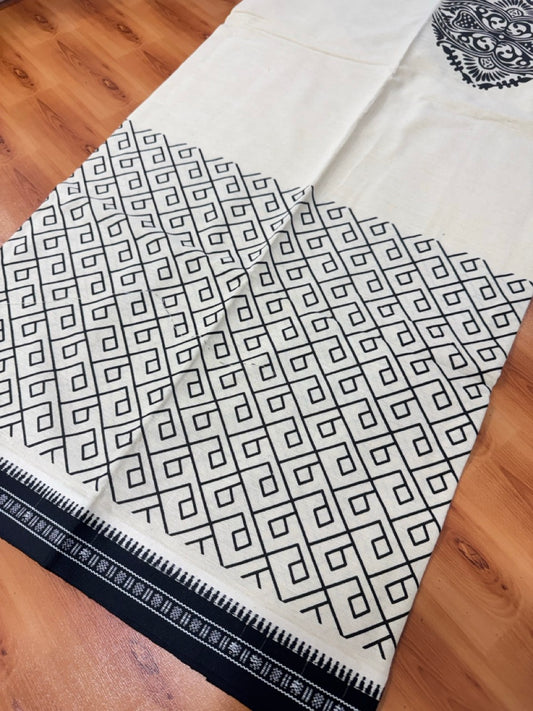 Printed Single Kaily / Lungi -Mixed Cotton - Kaitharikada - 40s twisted - Black Design printed kuppadam kara with Off White colour body (2 meter / 4 muzham) - 100 KK8069 GAN