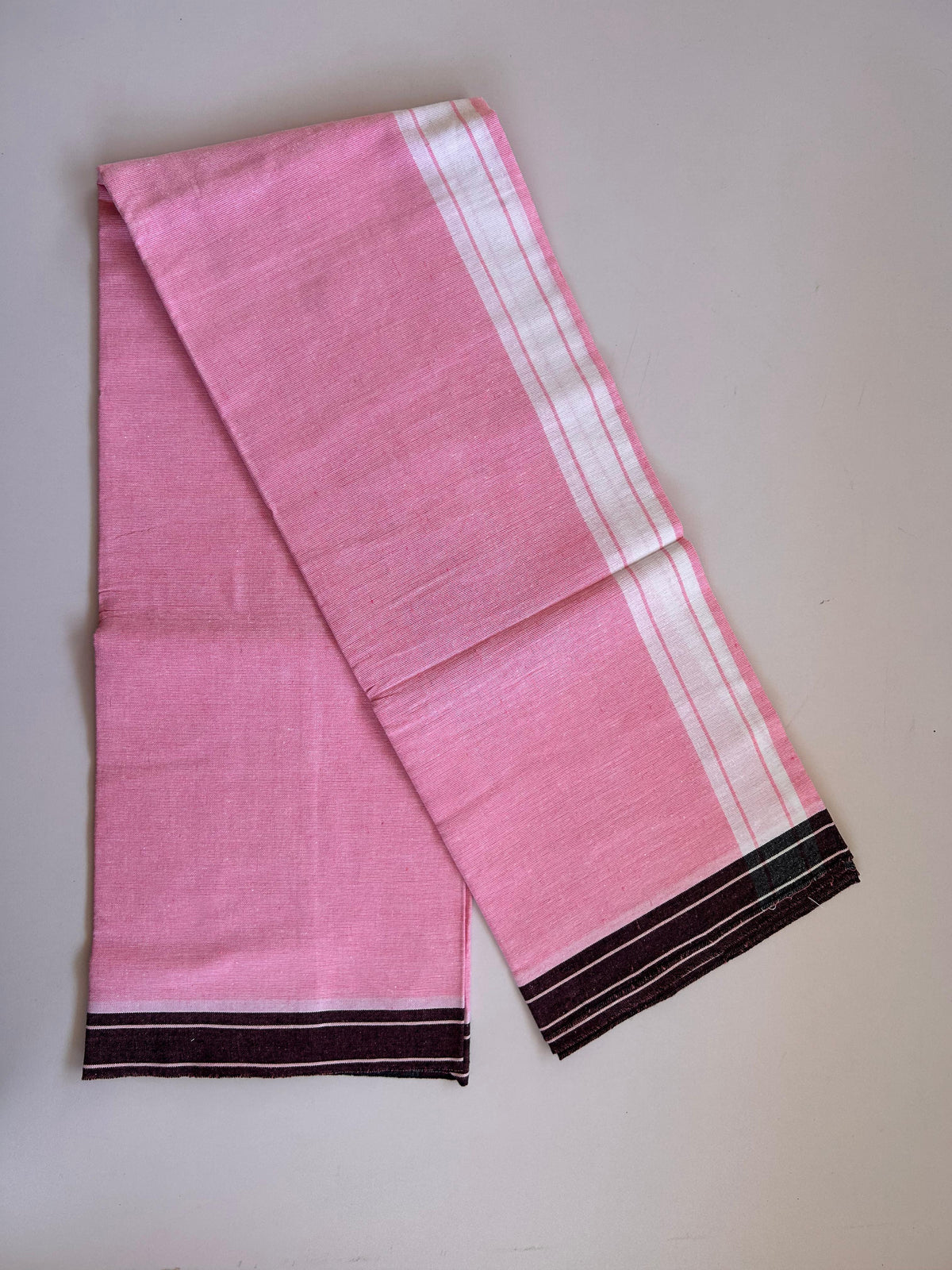 Kaitharikada - Single Kaily / Lungi - Mixed Cotton - (2/40s) twisted - 2 inch White Shaded kara with Baby Pink & White Shaded colour body (2 meter / 4 muzham) - 30 KK8089 SAT