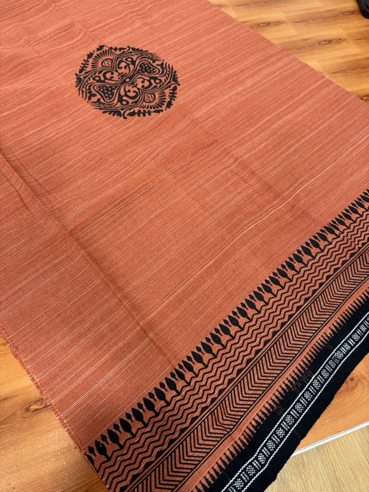 Printed Single Kaily / Lungi -Mixed Cotton - Kaitharikada - 40s twisted - Black Design printed kuppadam kara with Kavi colour body (2 meter / 4 muzham) - 101 KK8069 GAN