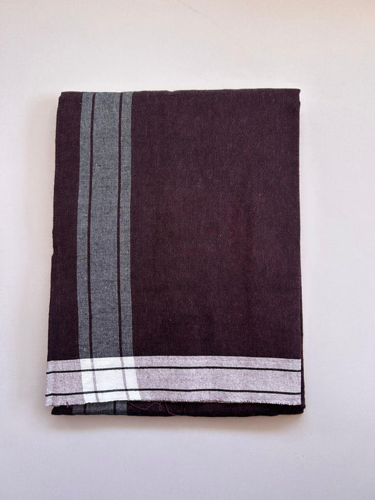Kaitharikada - Single Kaily / Lungi - Mixed Cotton - (2/40s) twisted - 2 inch White Shaded kara with Wine & Black Shaded colour body (2 meter / 4 muzham) - 31 KK8089 SAT