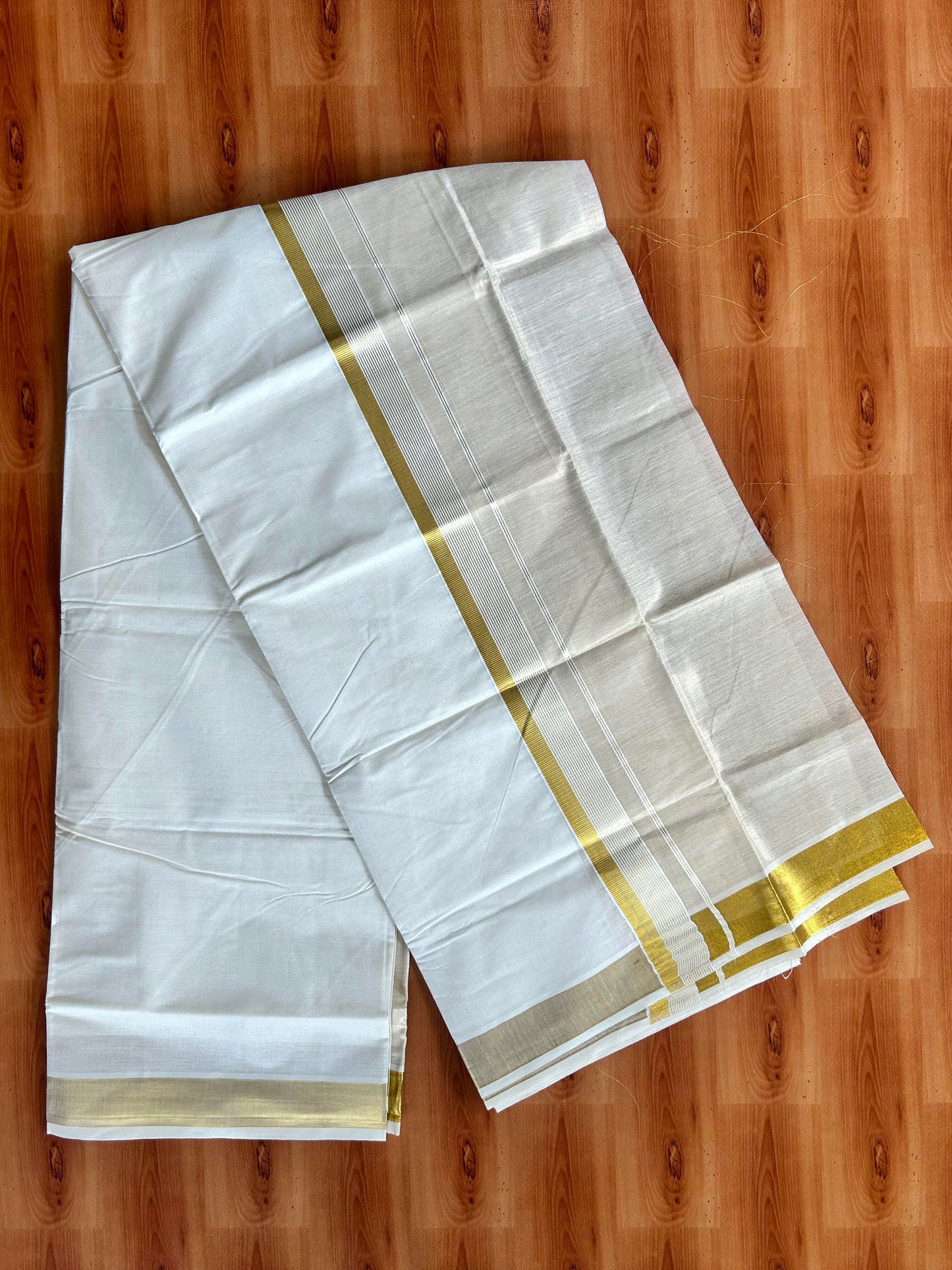 Double Off White Dhoti/Mund- 20% Discount! Kaitharikada Balaramapuram  Cotton - (60s) - 7.25 Inch Gold Kasav Tissue Striped Kara 4 mtr (8.5 muzham) - 8 KK5412 GAN