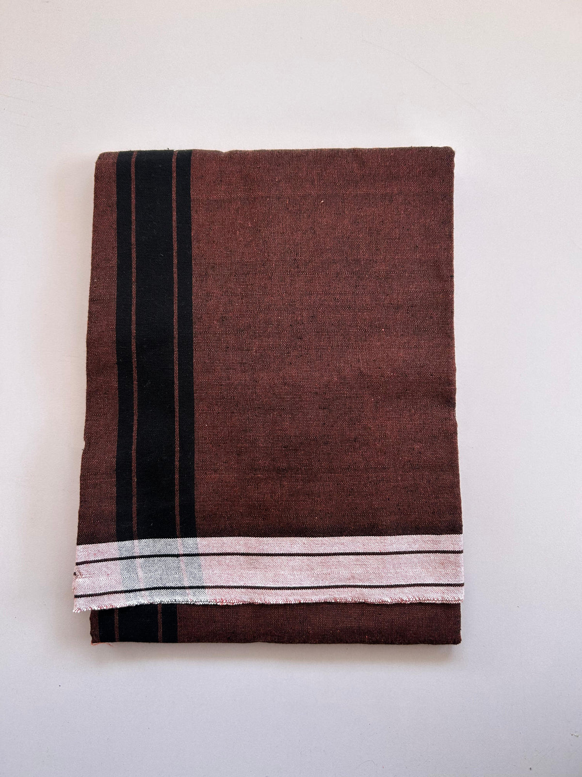 Kaitharikada - Single Kaily / Lungi - Mixed Cotton - (2/40s) twisted - 2 inch Black Shaded kara with Chestnut & Black Shaded colour body (2 meter / 4 muzham) - 41 KK8089 SAT