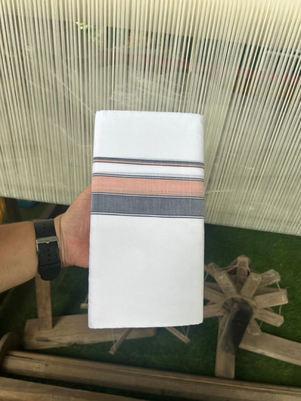 28% DISCOUNT! KaithariKada Balaramapuram 100% Cotton PURE WHITE Double Mundu/Dhoti-100x80 2.75 inch Peach cream & Black shaded designer kara - 17KK5116MR