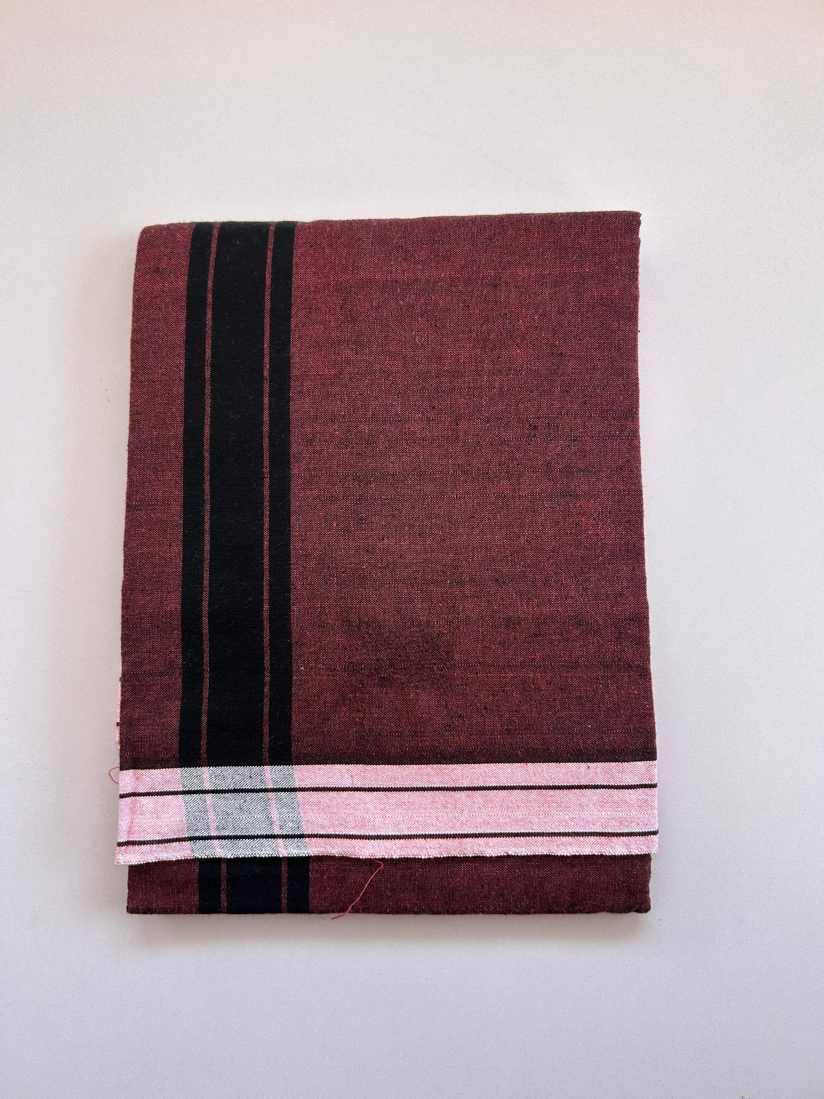 Kaitharikada - Single Kaily / Lungi - Mixed Cotton - (2/40s) twisted - 2 inch Black Shaded kara with Rose Pink & Black Shaded colour body (2 meter / 4 muzham) - 43 KK8089 SAT