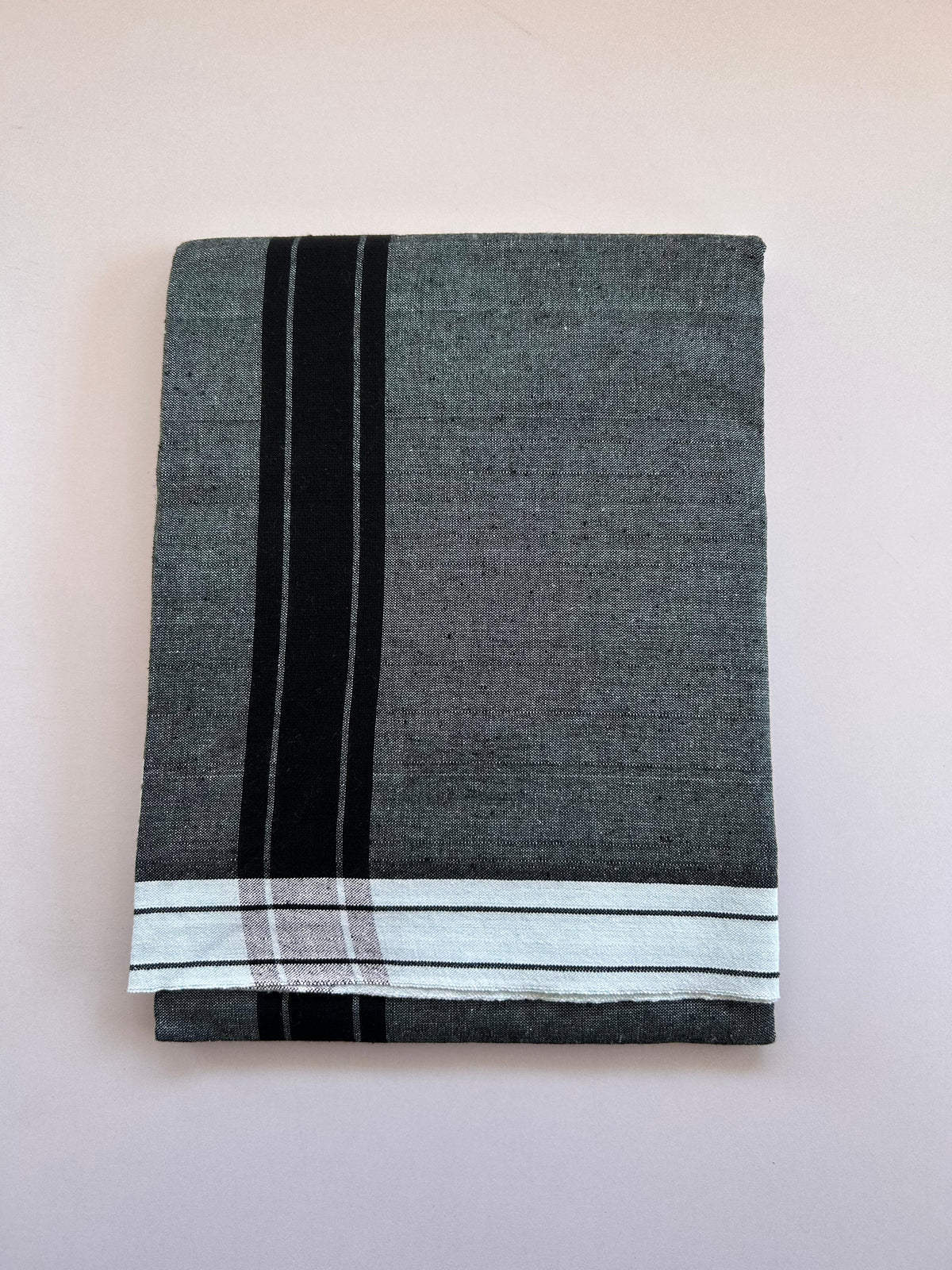 Kaitharikada - Single Kaily / Lungi - Mixed Cotton - (2/40s) twisted - 2 inch Black Shaded kara with Light Cyan Blue & Black Shaded colour body (2 meter / 4 muzham) - 46 KK8089 SAT