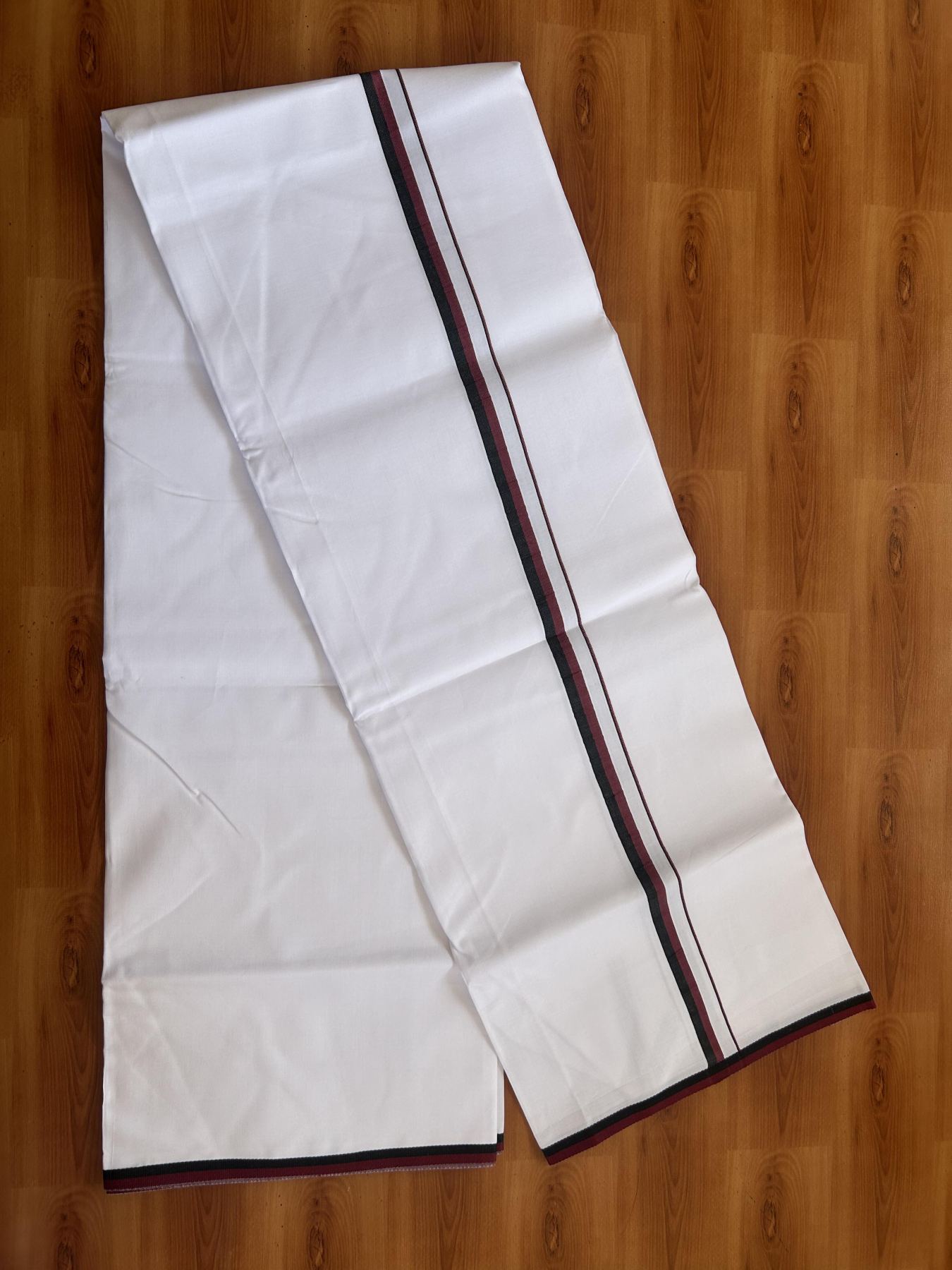Dmk Veshti - 20% Discount ! KaithariKada 100% Mill Bleached Mercerised Cotton Pure White Single Mundu/Dhoti - 100X100 - 0.5 inch Black & Maroon Red kara 2mtr (4 mulam)-  1 KK5261 KBF