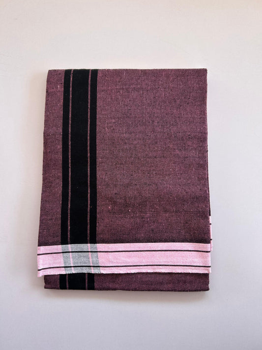 Kaitharikada - Single Kaily / Lungi - Mixed Cotton - (2/40s) twisted - 2 inch Black Shaded kara with Light Pink & Black Shaded colour body (2 meter / 4 muzham) - 47 KK8089 SAT