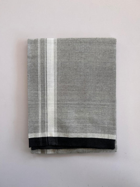 Kaitharikada - Single Kaily / Lungi - Mixed Cotton - (2/40s) twisted - 1.25 inch white Striped kara with Ash Green & White Shaded colour body (2 meter / 4 muzham) - 1 KK8091 SAT