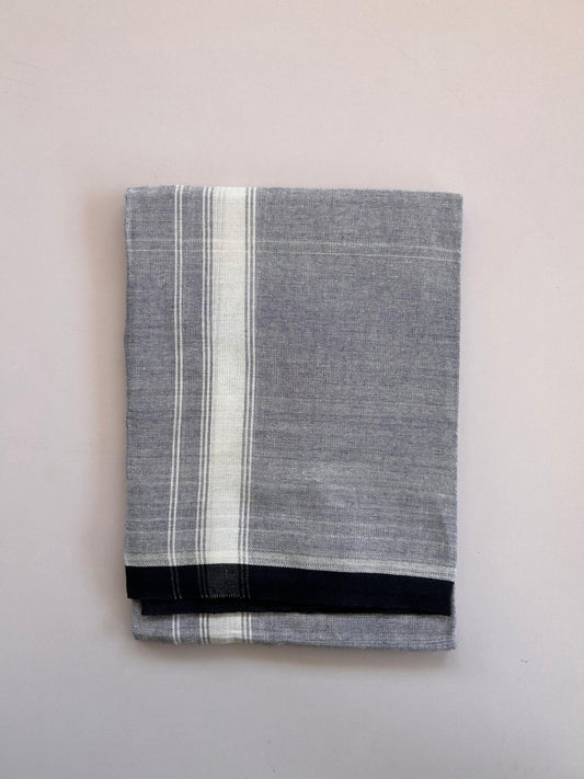 Kaitharikada - Single Kaily / Lungi - Mixed Cotton - (2/40s) twisted - 1.5 inch white Striped kara with Dark Blue & White Shaded colour body (2 meter / 4 muzham) - 2 KK8091 SAT