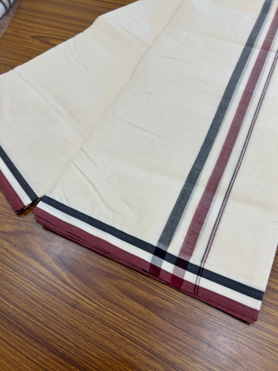 ADMK VESHTI - 20% DISCOUNT! KaithariKada 100% Cotton off white Double - (Unbleached) Mundu/Dhoti - 100X100 - 1.5 inch Black White Maroon Shaded kara - 6 KK5274 ASH