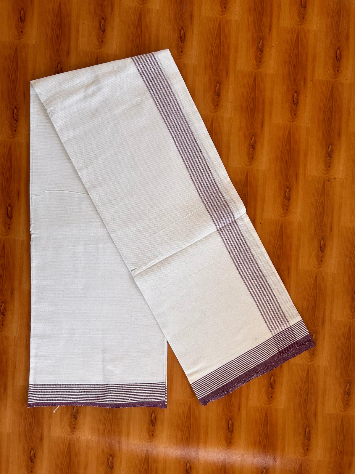 Kaitharikada - Single Kaily / Lungi - Mixed Cotton - (2/40s) twisted - 1.5 inch Purple shaded Striped kara with White colour body (2 meter / 4 muzham) - 12 KK8091 SAT