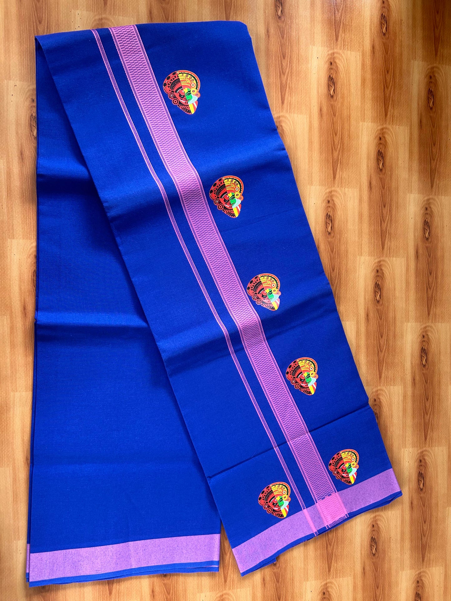 Single Kaily / Lungi- 20% Discount !! Kaitharikada - Pure Cotton - (40s) - 1.25 inch Pink Striped Theyyam & Kadhakali Printed Design Kara with Dark Blue colour Body (2 meter / 4 muzham) - 11 KK8059 GAN