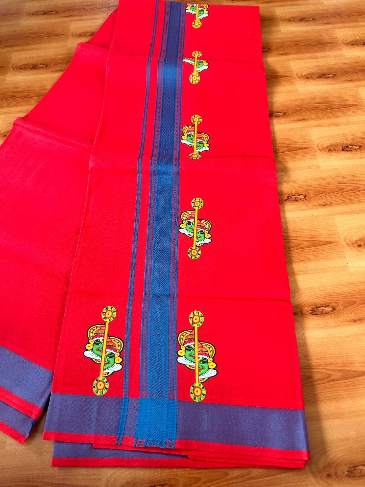 Single Kaily / Lungi- 20% Discount !! Kaitharikada - Pure Cotton - (40s) - 1.25 inch Peacock Blue Striped Kadhakali Printed Design Kara with Chilly Red colour Body (2 meter / 4 muzham) - 23 KK8059 GAN