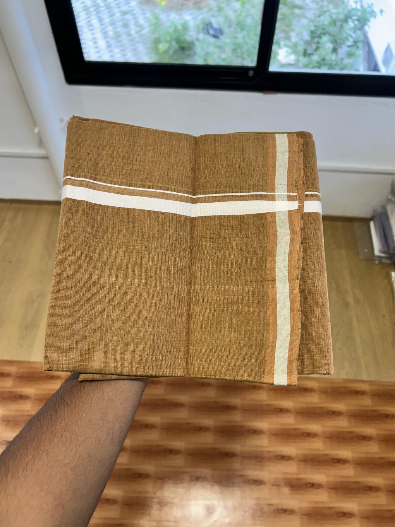 Kerala Handloom Single Kaily/Lungi - KaithariKada 100% Pure Cotton - 40s - 0.5 cm White Kara With Sage Green & Light Kavi colour Body - (2 meter / 4 muzham) - 16 KK8065 ELA