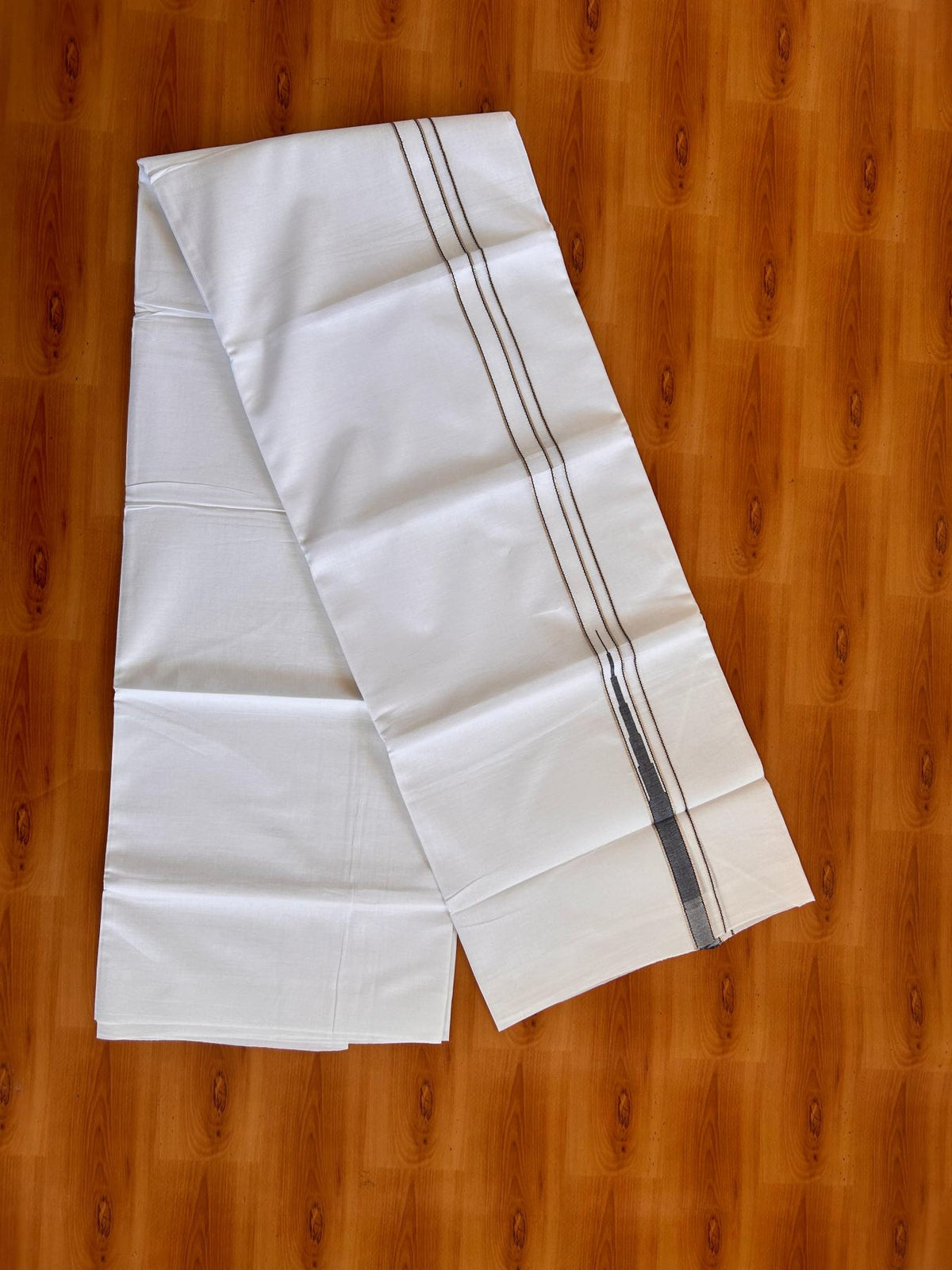 Pure white Double Mundu/Dhoti - 23% Discount! KaithariKada 100% Cotton - 100X80 - 0.75 inch Silver Kasav Navy Blue One Side Chutty Kara - 3.90 mtr (8.5 muzham) - 1 KK5528 VAS