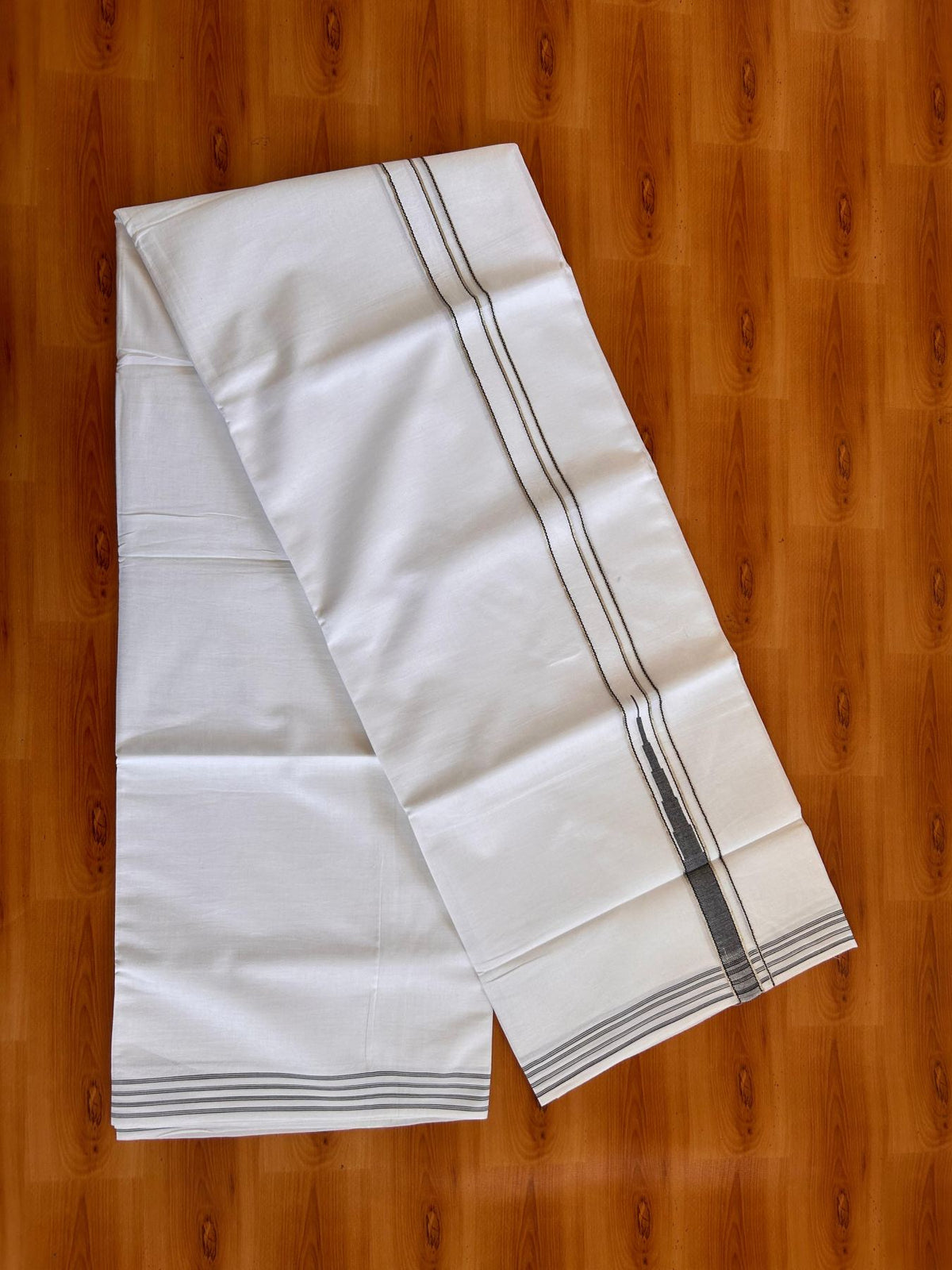 Pure white Double Mundu/Dhoti - 23% Discount! KaithariKada 100% Cotton - 100X80 - 0.75 inch Silver Kasav Black One Side Chutty Kara - 3.90 mtr (8.5 muzham) - 2 KK5528 VAS