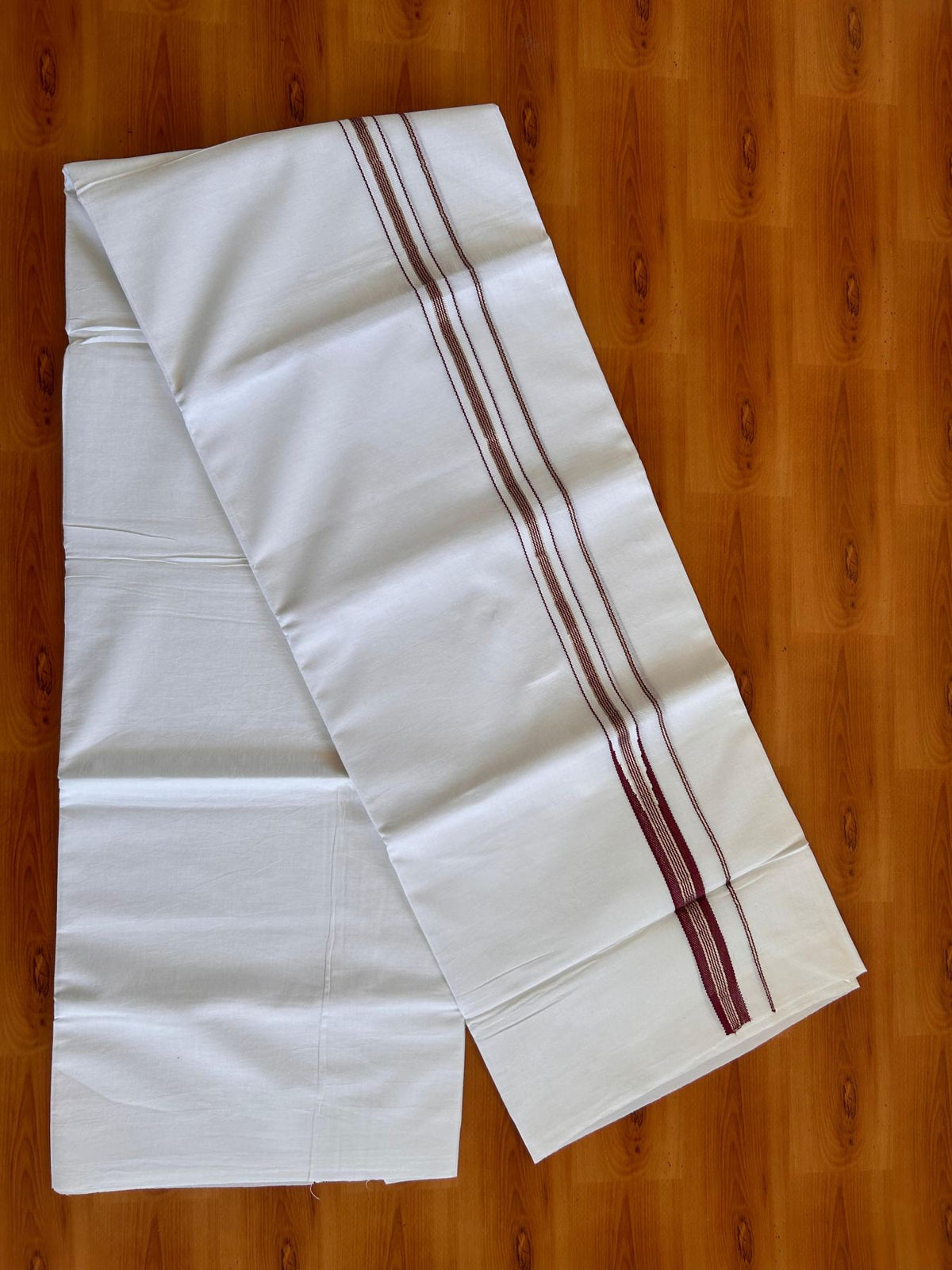 Pure white Double Mundu/Dhoti - 23% Discount! KaithariKada 100% Cotton - 100X80 - 1 inch Silver Kasav Maroon One Side Chutty Kara - 3.90 mtr (8.5 muzham) - 11 KK5528 VAS