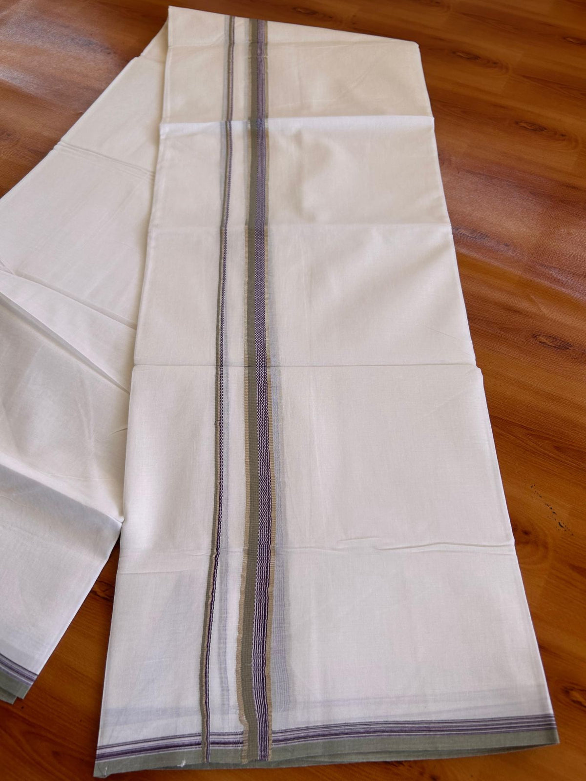 Double Pure White Mundu/ Dhoti - 20% Discount ! Kaitharikada Balaramapuram 100% Cotton 100x80 - 0.5 inch Silver Kasav, SageGreen ,NavyBlue & White Design Kara 3.90 mtr (8 muzham) - 14 KK5528 VAS