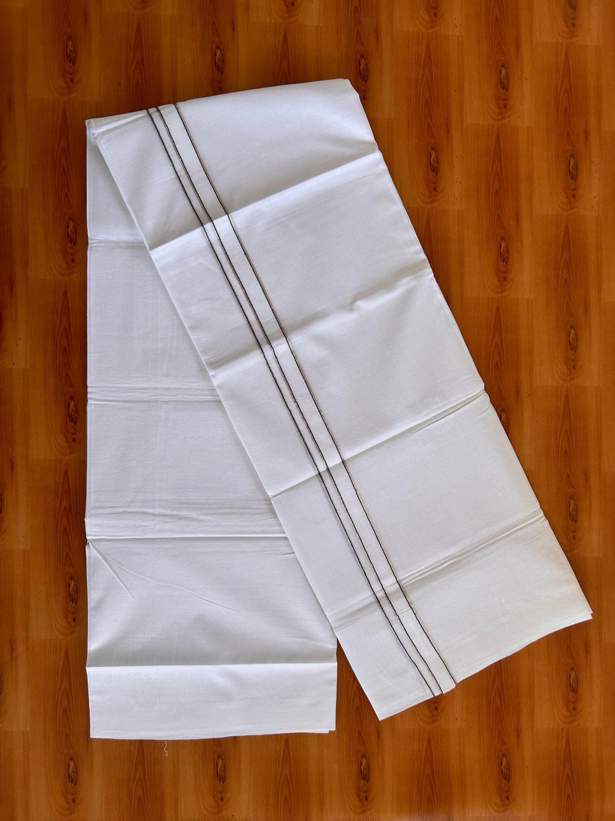 Pure white Double Mundu/Dhoti - 23% Discount! KaithariKada 100% Cotton - 100X80 - 0.75 inch Silver Kasav Navy Blue One Side Chutty Kara - 3.90 mtr (8.5 muzham) - 3 KK5528 VAS