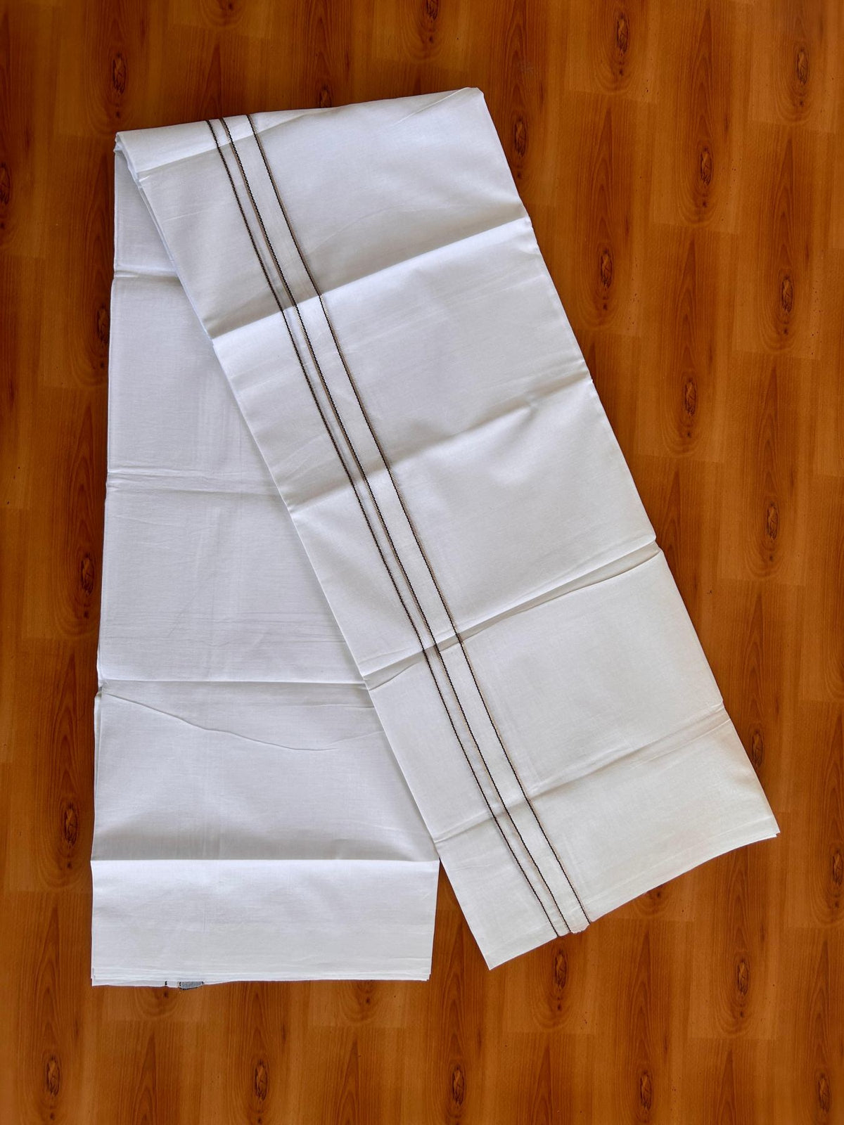 Pure white Double Mundu/Dhoti - 23% Discount! KaithariKada 100% Cotton - 100X80 - 0.75 inch Silver Kasav Navy Blue One Side Chutty Kara - 3.90 mtr (8.5 muzham) - 5 KK5528 VAS