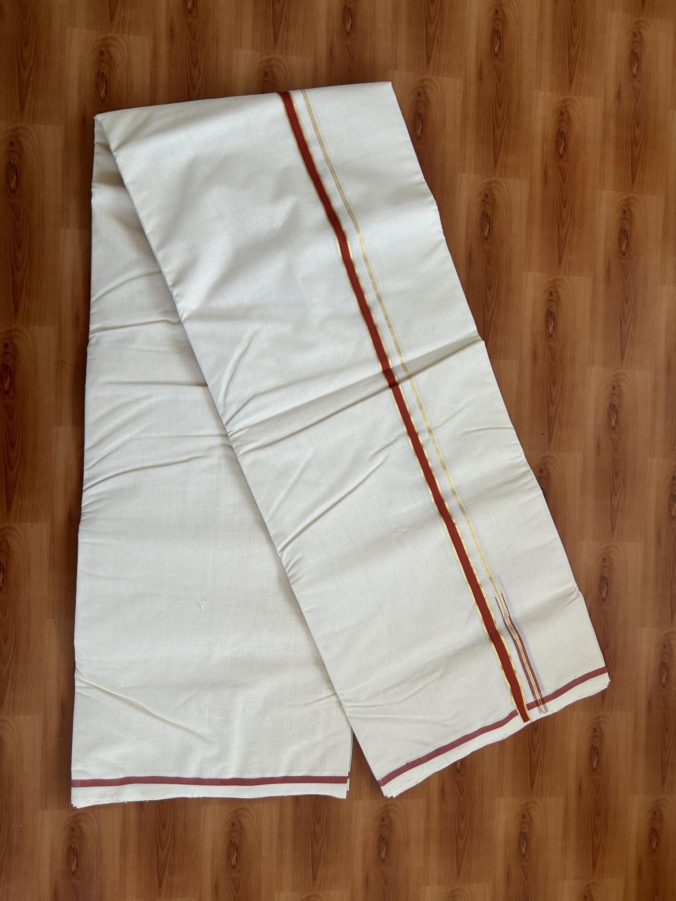 25% Discount!! KaithariKada Handloom Millpaav - Kerala Handloom - 100% Pure Cotton Off White Double Mundu/Dothi - (Unbleached) - 80x90 - 0.5 Inch Gold Kasav Burnt Orange Puliyilakkara chutty 4 mtr (8.5 Muzham) - 56 KK5383 RAM