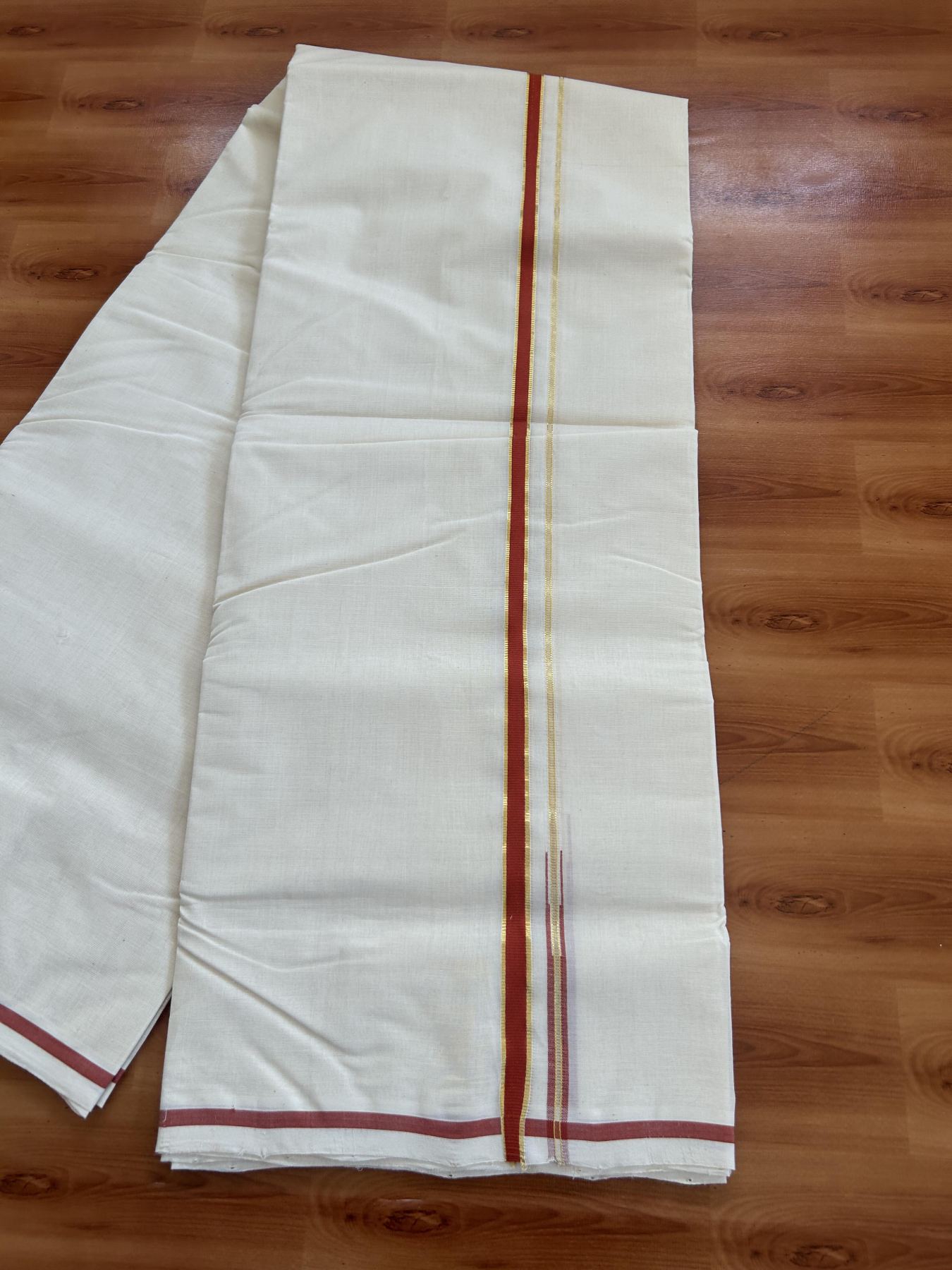 25% Discount!! KaithariKada Handloom Millpaav - Kerala Handloom - 100% Pure Cotton Off White Double Mundu/Dothi - (Unbleached) - 80x90 - 0.5 Inch Gold Kasav Burnt Orange Puliyilakkara chutty 4 mtr (8.5 Muzham) - 56 KK5383 RAM