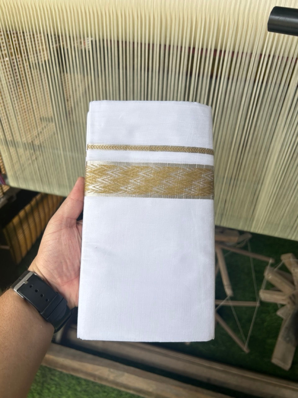 20% Discount! KaithariKada Balaramapuram 100% Cotton Double Pure white Mundu/Dhoti - 100x80 - 2 Inch Silver kasav Sand Brown jacquard pattern Kara - 1KK5118PMC