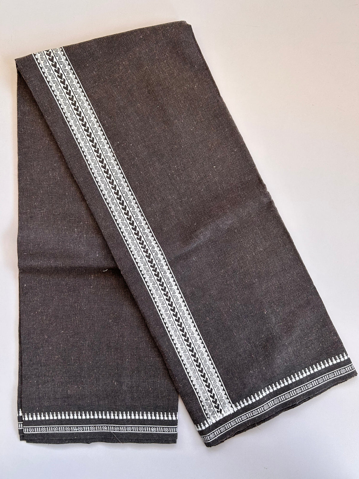 Single Kaily / Lungi - Kaitharikada - Mixed Cotton - 2/40s twisted - 2 inch White Printed Design Kuppadam Kara Purplish Brown & Black Colour Body (2 meter / 4 muzham) - 33 KK8089 SAT