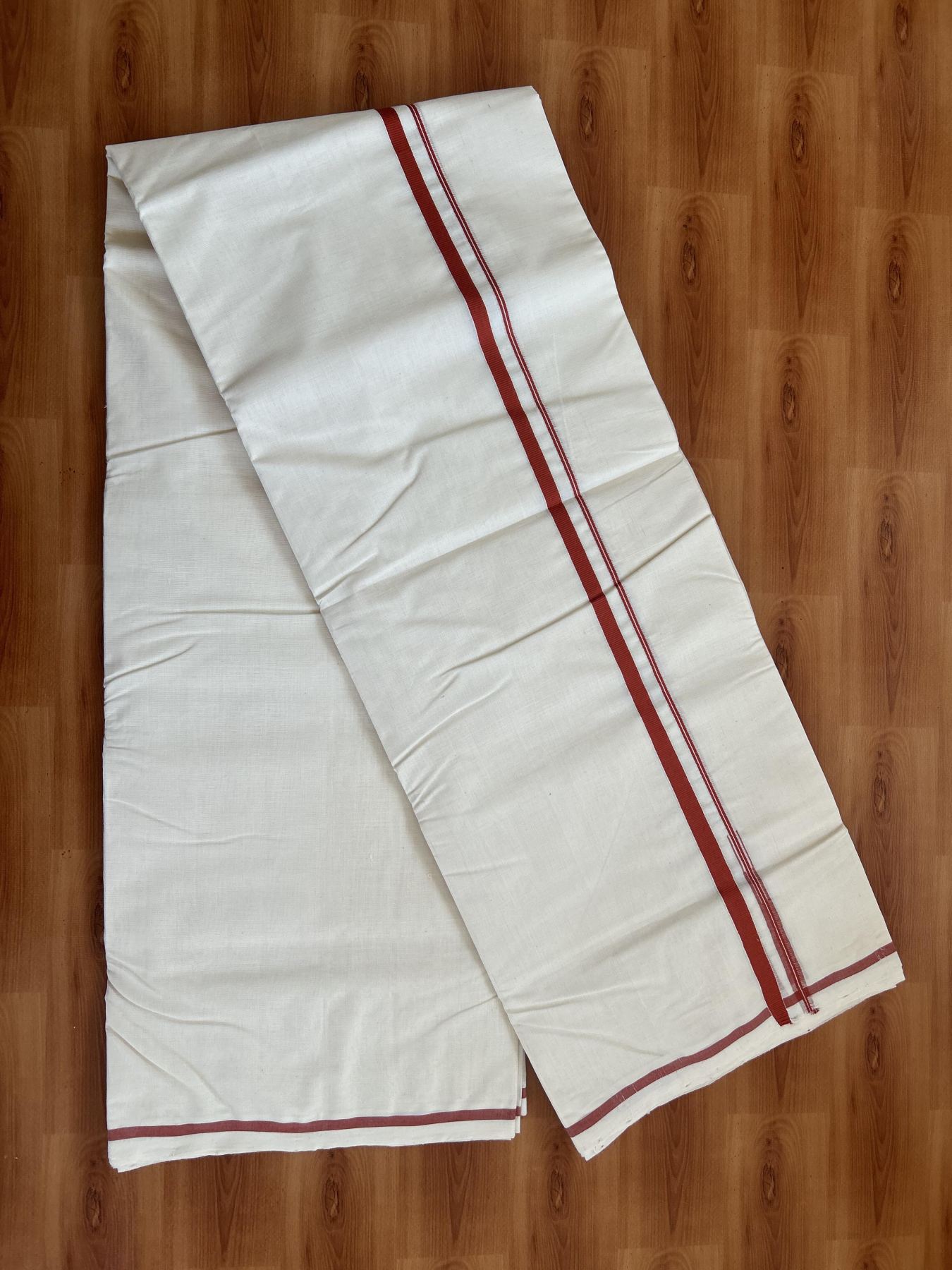 25% Discount!! KaithariKada Handloom Millpaav - Kerala Handloom - 100% Pure Cotton Off White Double Mundu/Dothi - (Unbleached) - 80x90 - 0.5 Inch Burnt Orange Puliyilakkara chutty 4 mtr (8.5 Muzham) - 60 KK5383 RAM