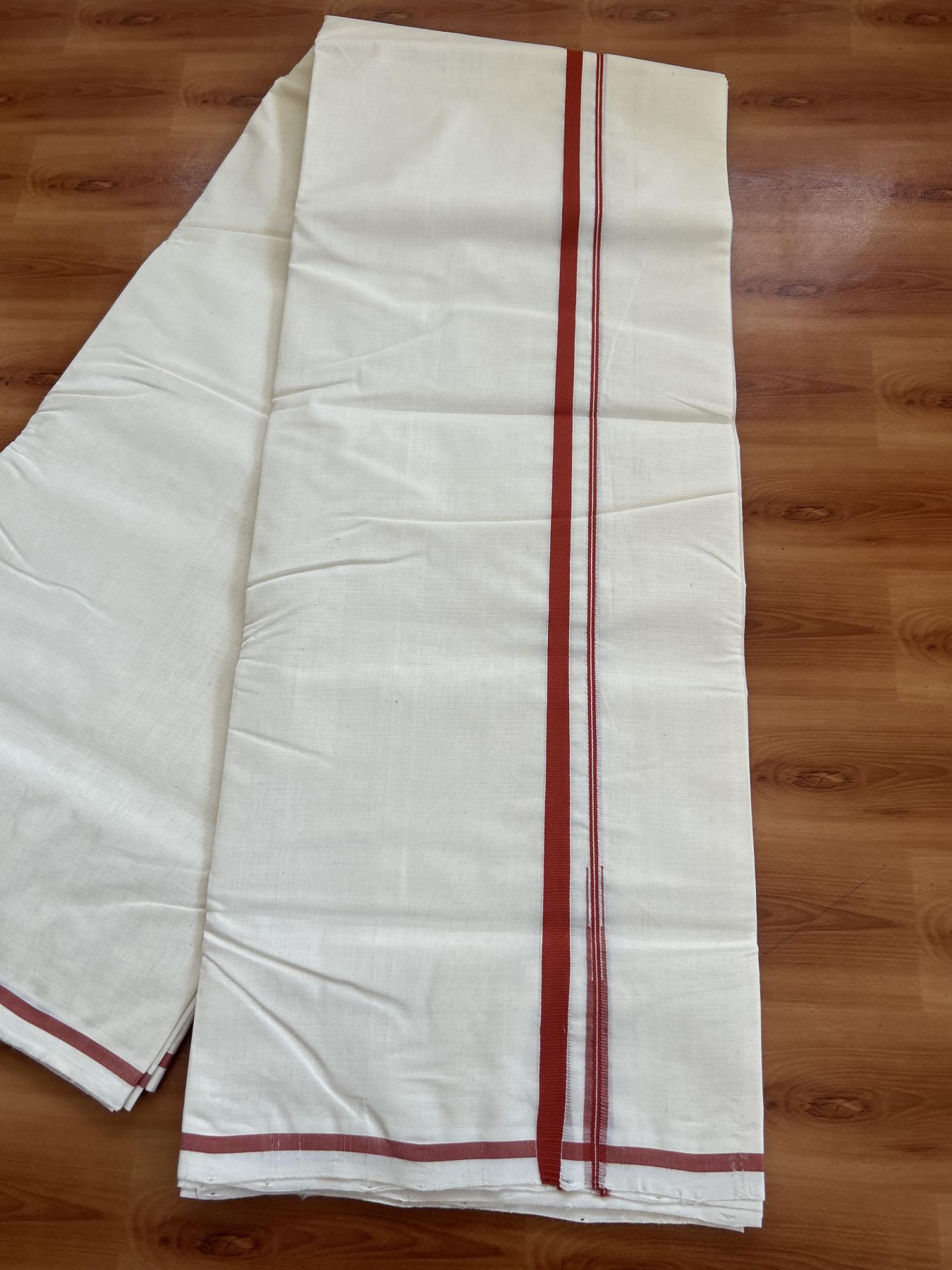 25% Discount!! KaithariKada Handloom Millpaav - Kerala Handloom - 100% Pure Cotton Off White Double Mundu/Dothi - (Unbleached) - 80x90 - 0.5 Inch Burnt Orange Puliyilakkara chutty 4 mtr (8.5 Muzham) - 60 KK5383 RAM