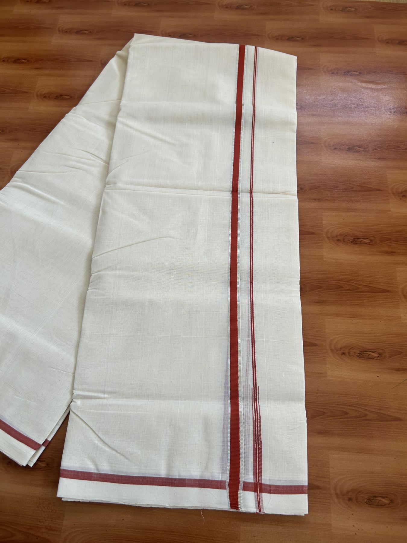 25% Discount!! KaithariKada Handloom Millpaav - Kerala Handloom - 100% Pure Cotton Off White Double Mundu/Dothi - (Unbleached) - 80x90 - 0.5 Inch Silver Kasav Burnt Orange Puliyilakkara chutty 4 mtr (8.5 Muzham) - 54 KK5383 RAM