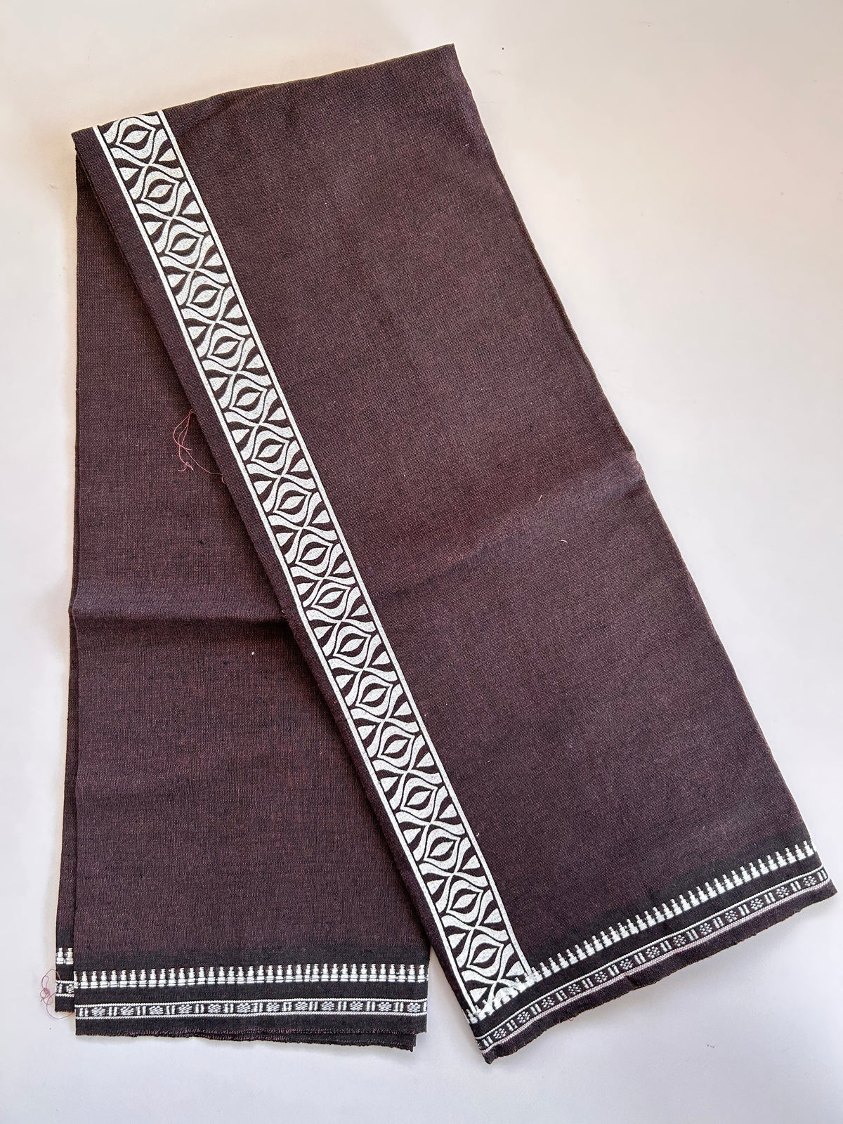 Single Kaily / Lungi - Kaitharikada - Mixed Cotton - 2/40s twisted - 2 inch White Printed Design Kuppadam Kara Pestel Maroon & Black Colour Body (2 meter / 4 muzham) - 37 KK8089 SAT